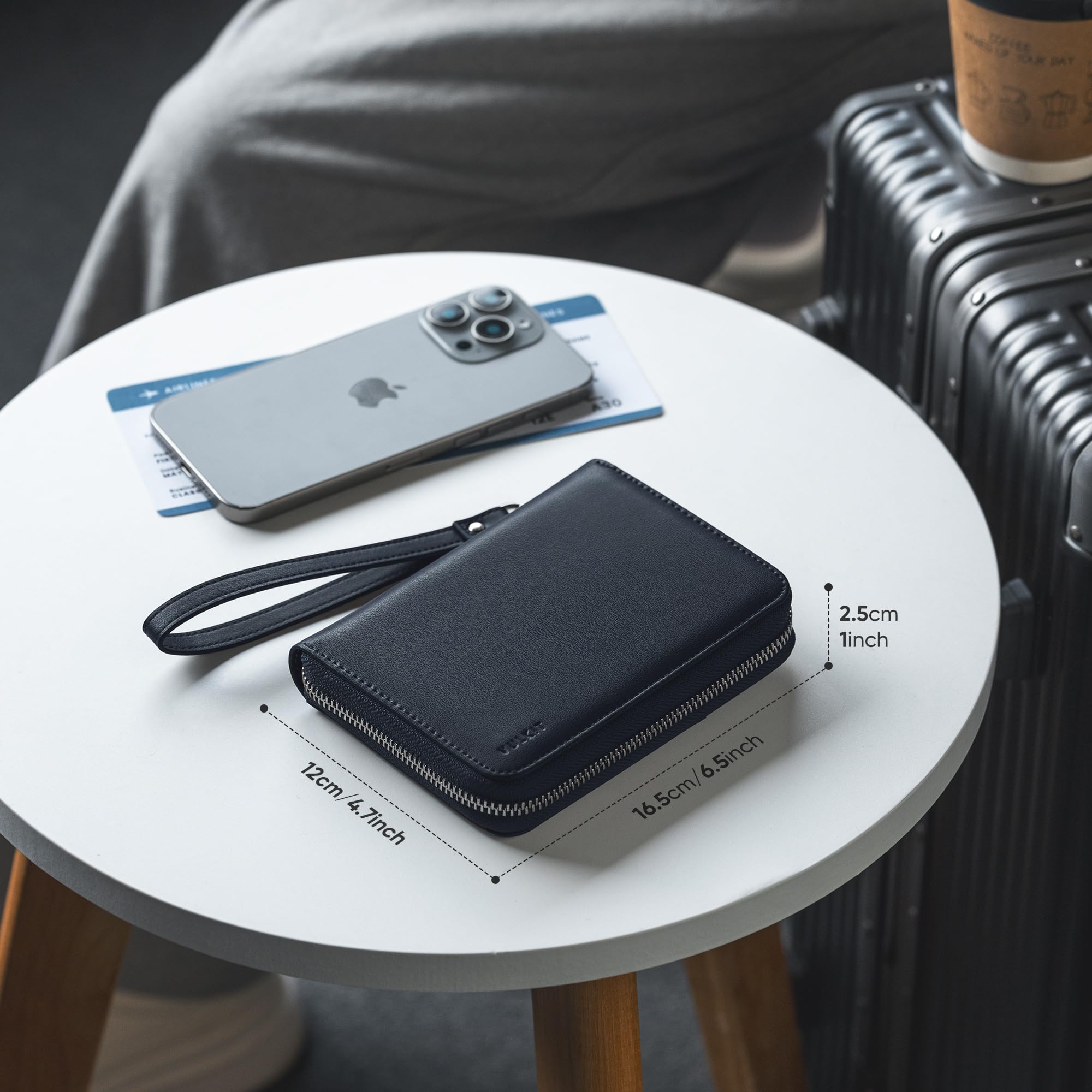 VULKIT Billetera de Viaje para Pasaporte con Soporte para AirTag Bloqueo RFID de Cuero Ideal para Documentos y Artículos Esenciales de Viaje en Avión
