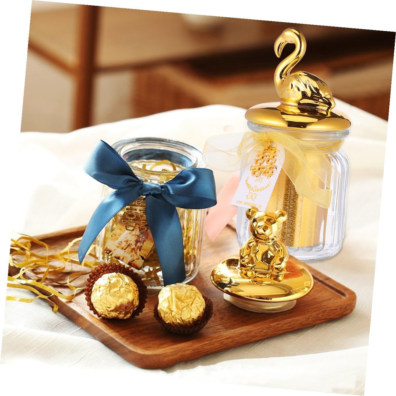 Wedding Candy Box and Sealed Glass Snacks Jar with Ceramic Animal Lid, Overgild Flamingo Design, Party Favor Storage for Wedding and Event Celebrations