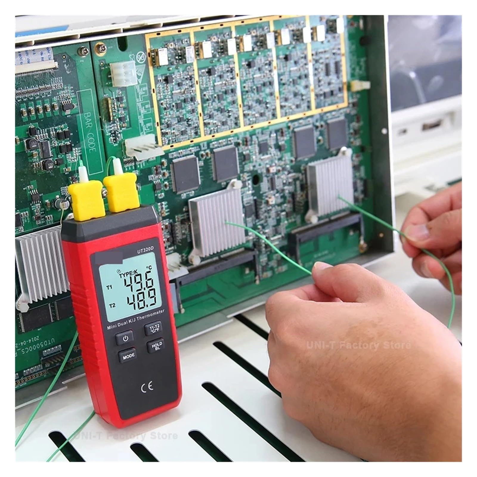 UT320A UT320D Digitalthermometer, Mini-Doppelkontakt-Thermoelement Typ KJ Hochtemperaturmessgerät-Tester -50 ℃ bis 1200,Präzisionsinstrument(UT320D)