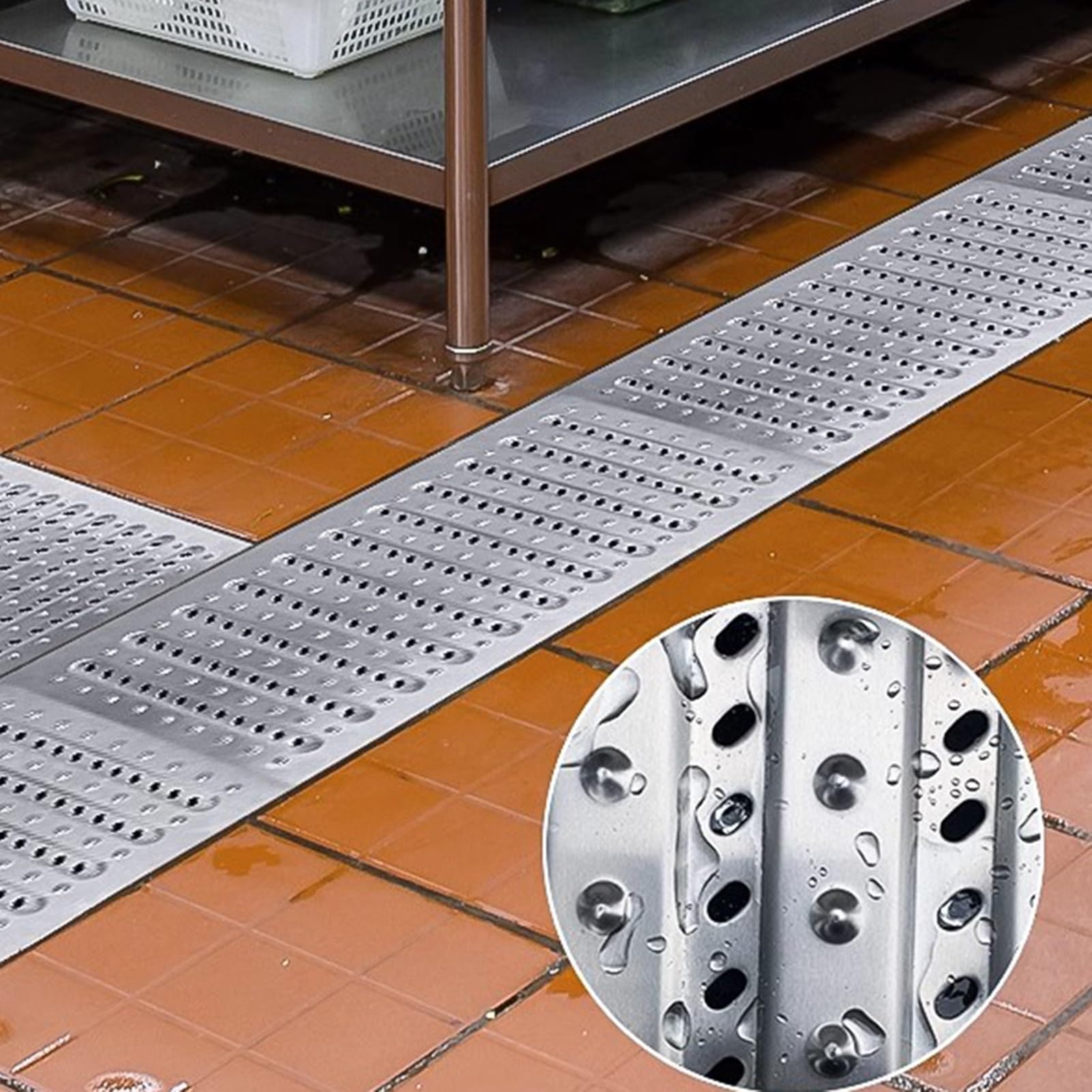 Grille de caniveau inox 304 couvercle antidérapant 20x58cm
