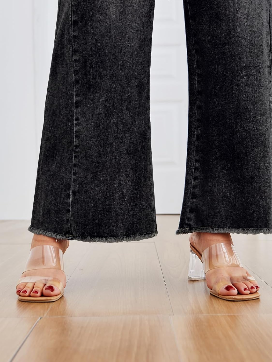 Trendy Queen Women's Wide Leg Jeans, Relaxed Loose Straight Leg with Raw Hem, Comfort Denim Pants - Image 5