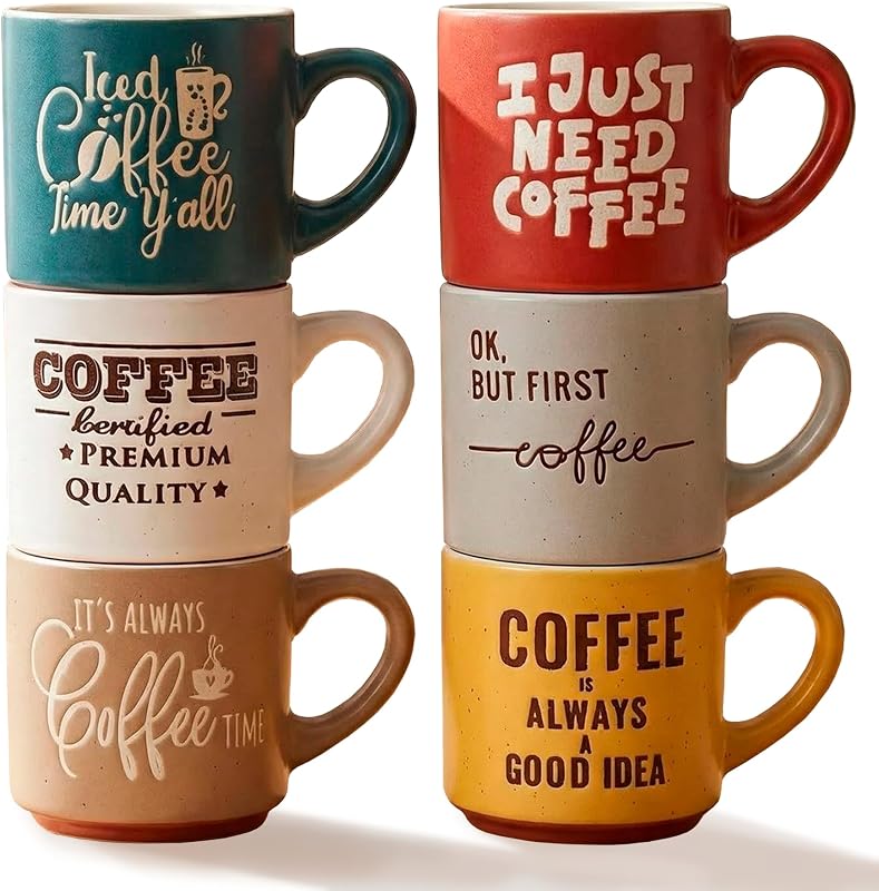Set de 6 Tazas de Café de Cerámica con Frases Divertidas – Tazas Apilables para Espresso, Café con Leche o Americano – Aptas para Microondas y Lavavajillas – Caja Regalo con 6 x (Lungo / Con Leche)