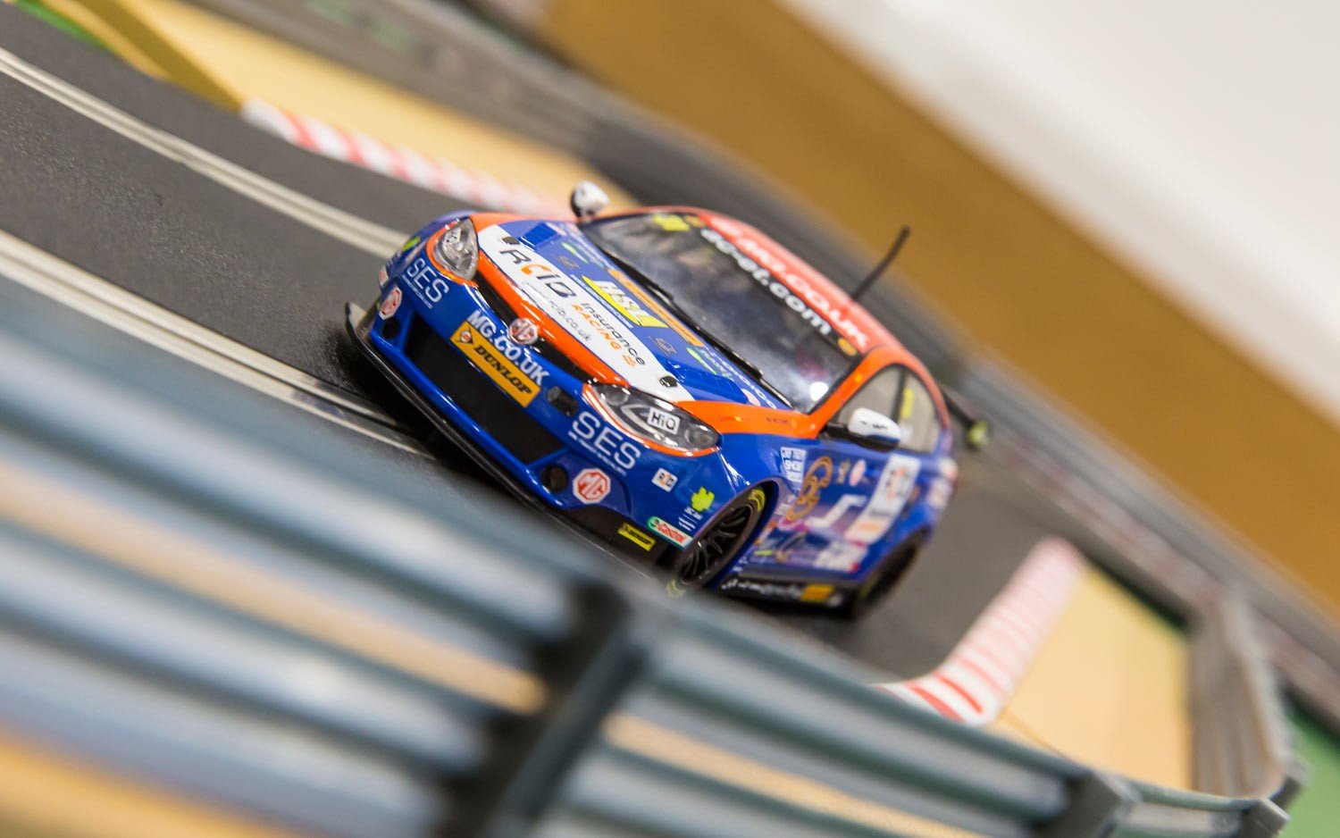 Amazon | スケーレックストリック(SCALEXTRIC) 1/32スロットカー BTCC