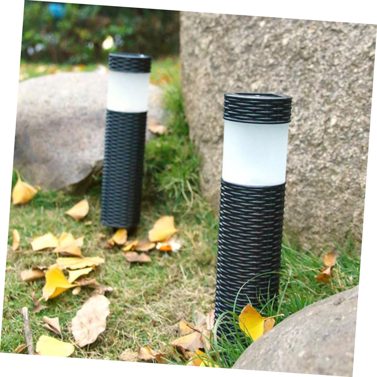 2 sztuki Solarne Lampy Ogrodowe Lampy Patio Zewnętrzne Lampy Solarne Zewnętrzne Dekoracyjne Lampy Solarne Zewnętrzne Lampy Solarne Trawnik Solarny Lampa Ogrodowa Zasilana Energią Słoneczną Lampa Ogrod