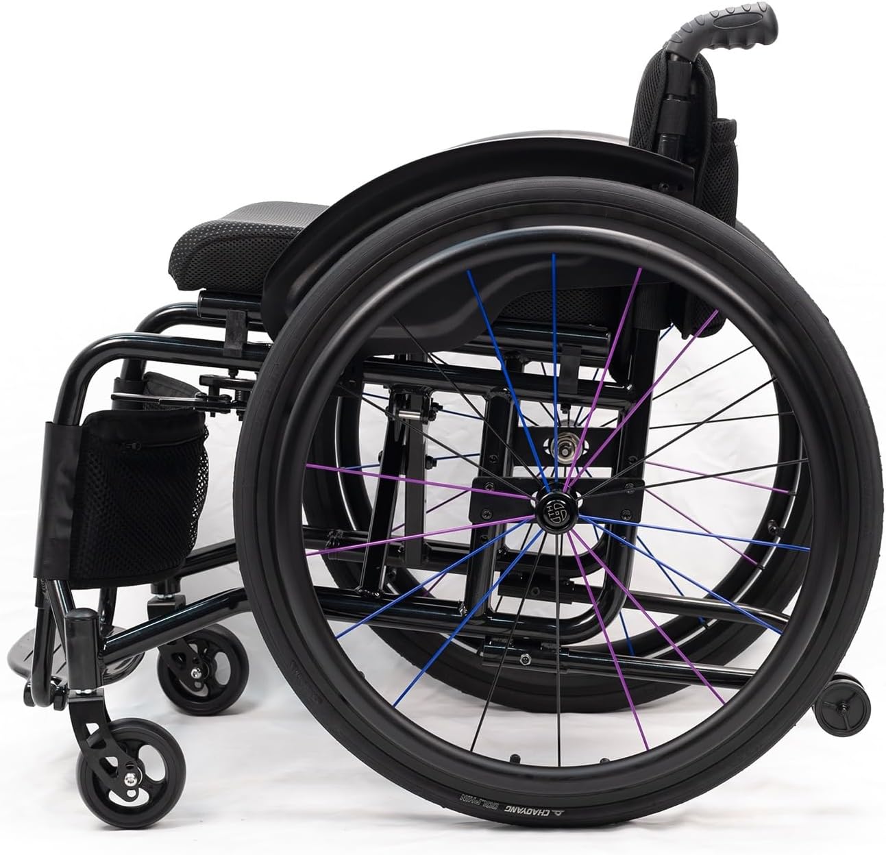 Lightweight Sports Wheelchair All Terrain Foldable Aluminum Wheelchair,Adjustable Footrest Suitable for Teenagers, Adults, Seniors(Black2,Seat Width 40cm/15.74in)