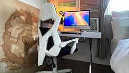 Review Image by Héctor Falcón Héctor Falcón