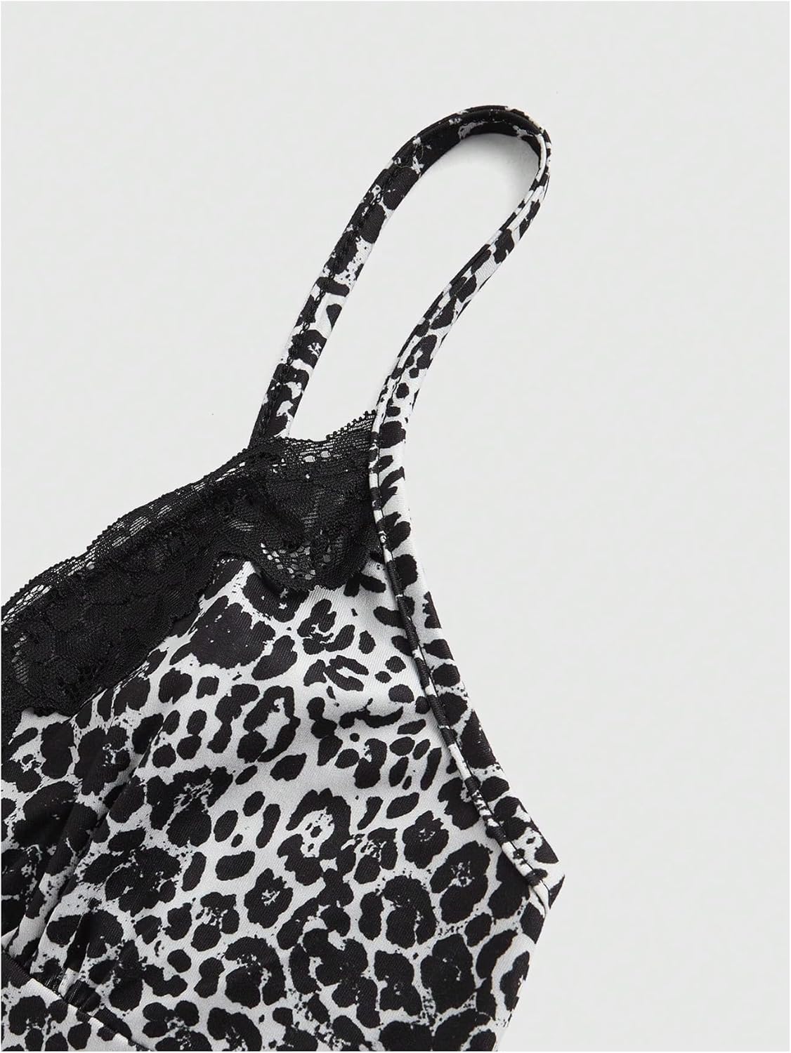 Women's Plus Size Lace Leopard Y2K Camisole Tops V Neck Spaghetti Strap Goth Low Cut Top - Image 4