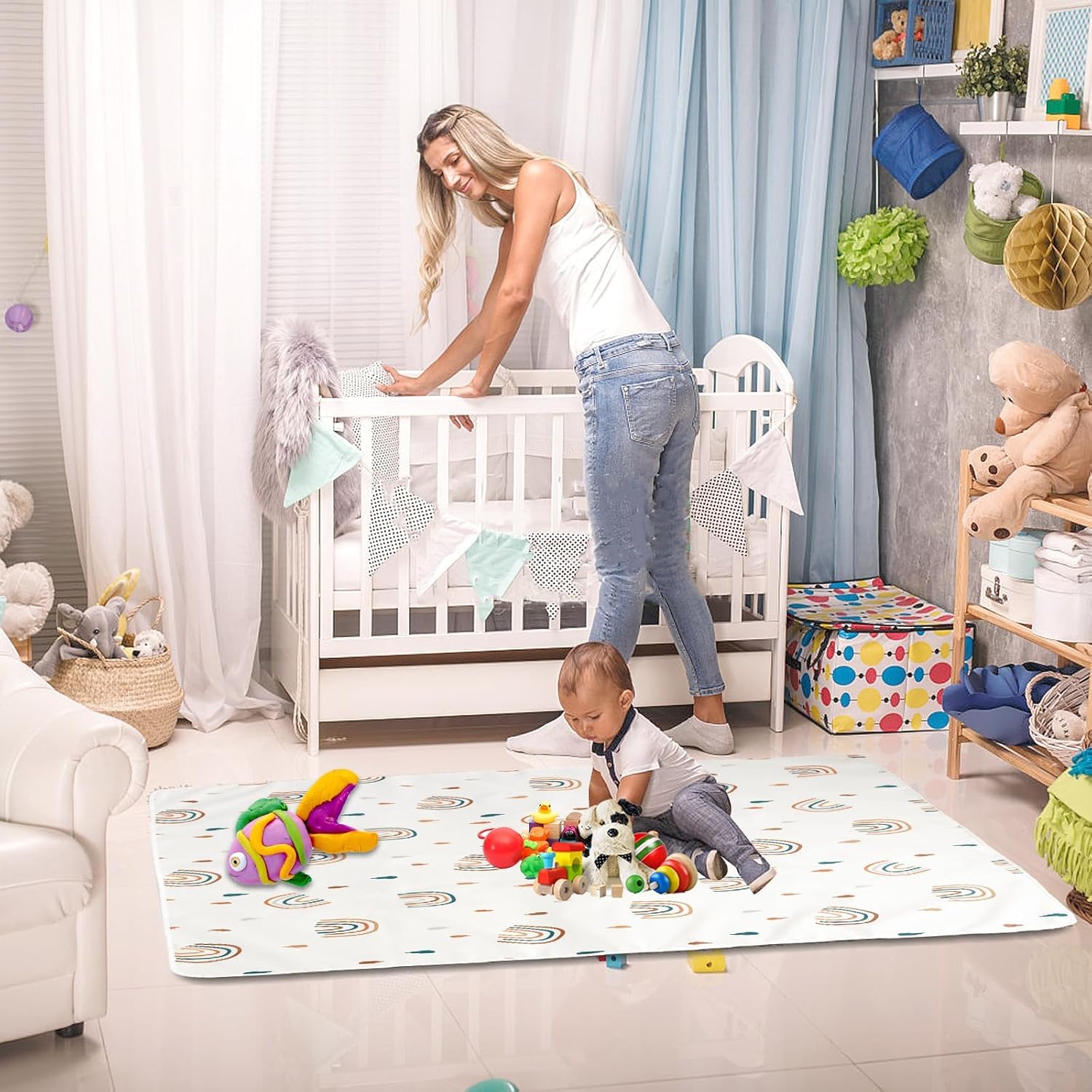 Tapis pour Chaise Haute Bébé 110 X 110 cm - Protection Sol Enfant Antidérapant Imperméable - Manger Jouer Extérieur Intérieur (Arc-en-Ciel)