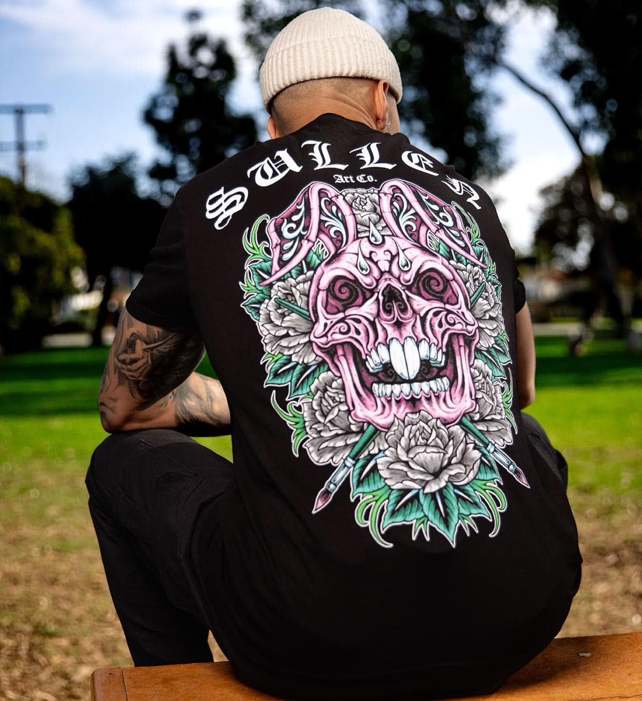 Sullen Herren-T-Shirt mit Totenkopf-Hase 26, Osterkapsel, Tattoo, Lifestyle-Grafik, Premium-Baumwolle, kurzärmelig