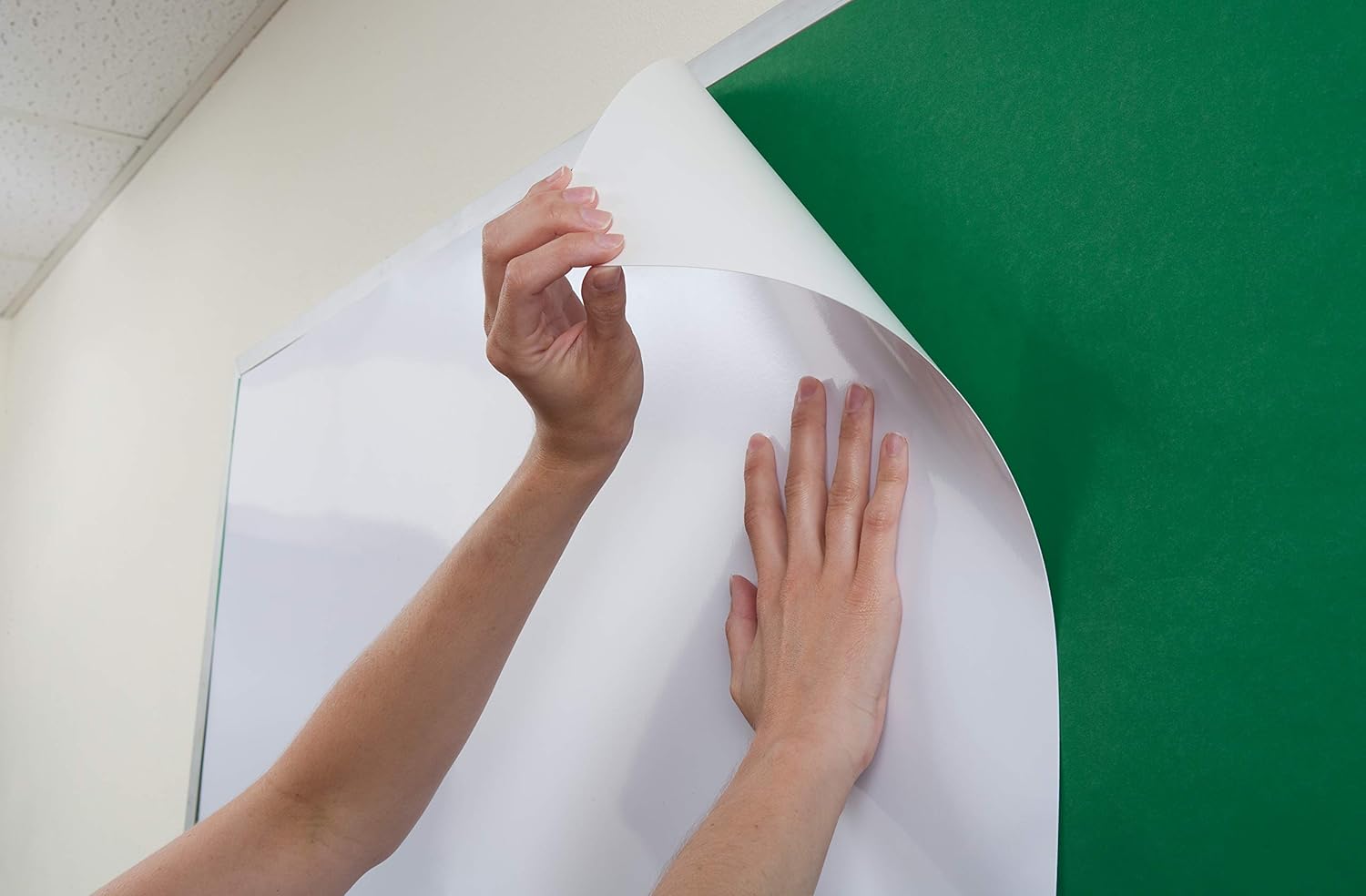 GoWrite! Dry Erase Self-Adhesive Replacement Board Covers, 20"x24", 6 Pack (1749) : Paper Racks And Stands : Office Products