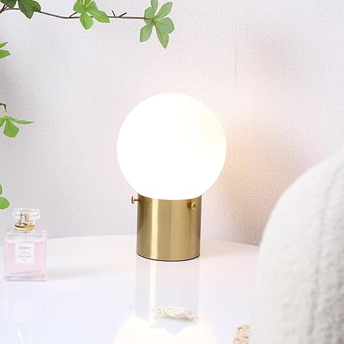 Miniatura 8 de Lámpara de mesa dorada para mesita de noche con pantalla de globo de vidrio esmerilado, lámpara de noche moderna de mediados de siglo con base de