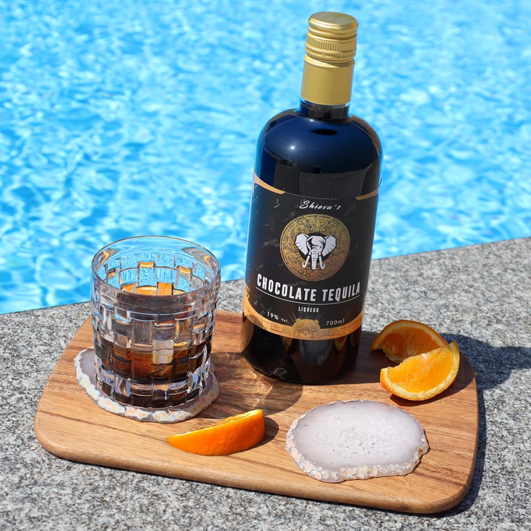 Shieva’s Chocolate Tequila – Schokoladen-Likör auf Tequila-Basis, 700 ml, 19% vol. – Geschenk, Dessertlikör, Cocktail-Spezialität