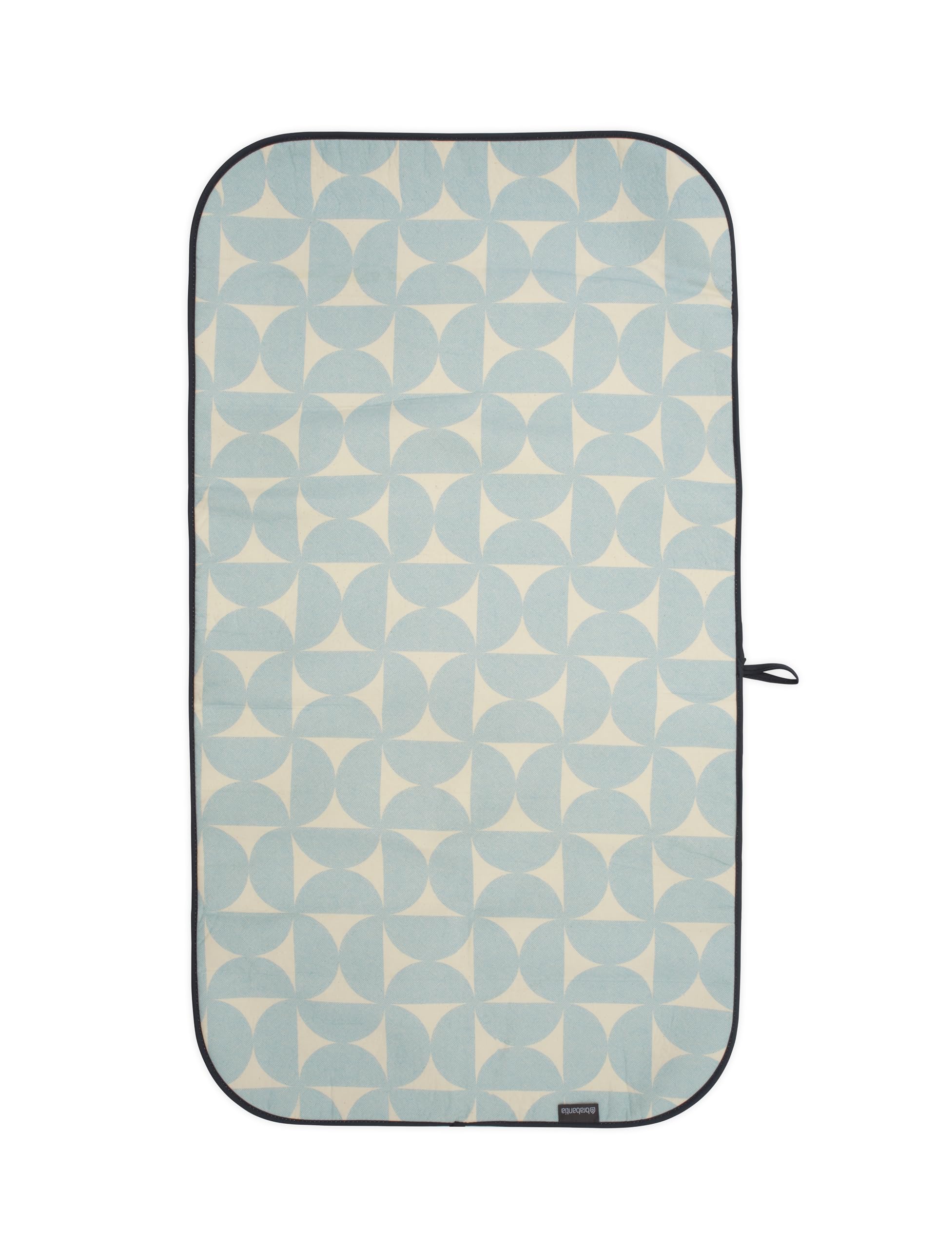 Brabantia Coperta da stiro con 6 strati, Tavola da stiro resistente al calore con base antiscivolo, Accessori lavanderia da portare in viaggio, Fresh Breeze, 65 x 1 x 120 cm
