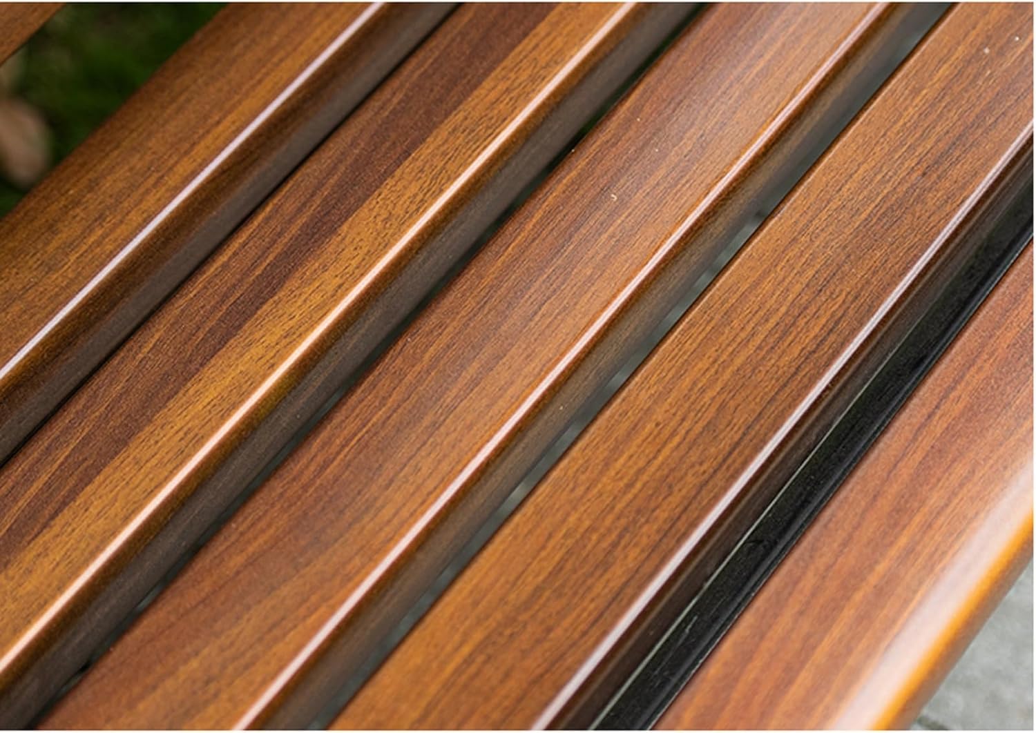 Outdoor Park Bench, Plastic Wood Leisure Chair, Iron Backrest Community Garden Seat, 120x38cm, Durable Outdoor Furniture for Parks and Gardens