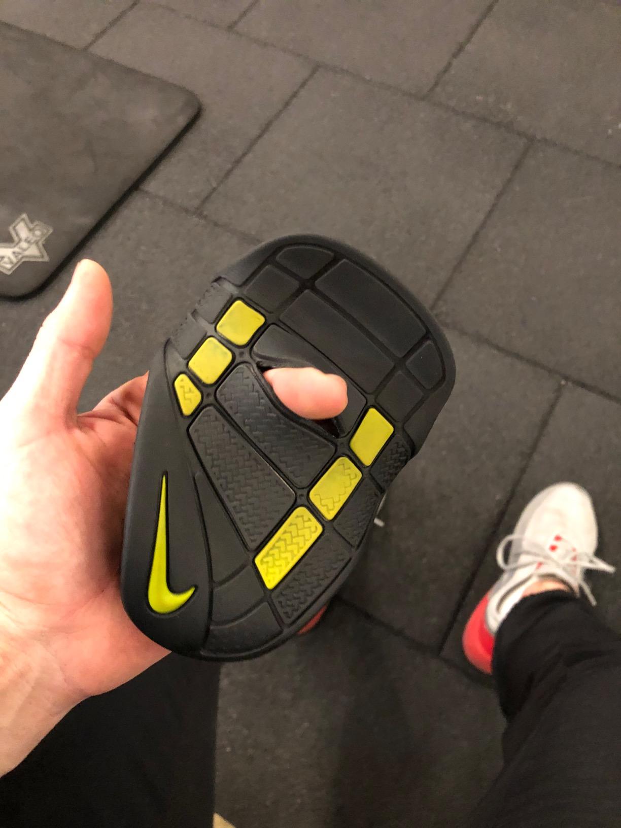 nike men's alpha training grip