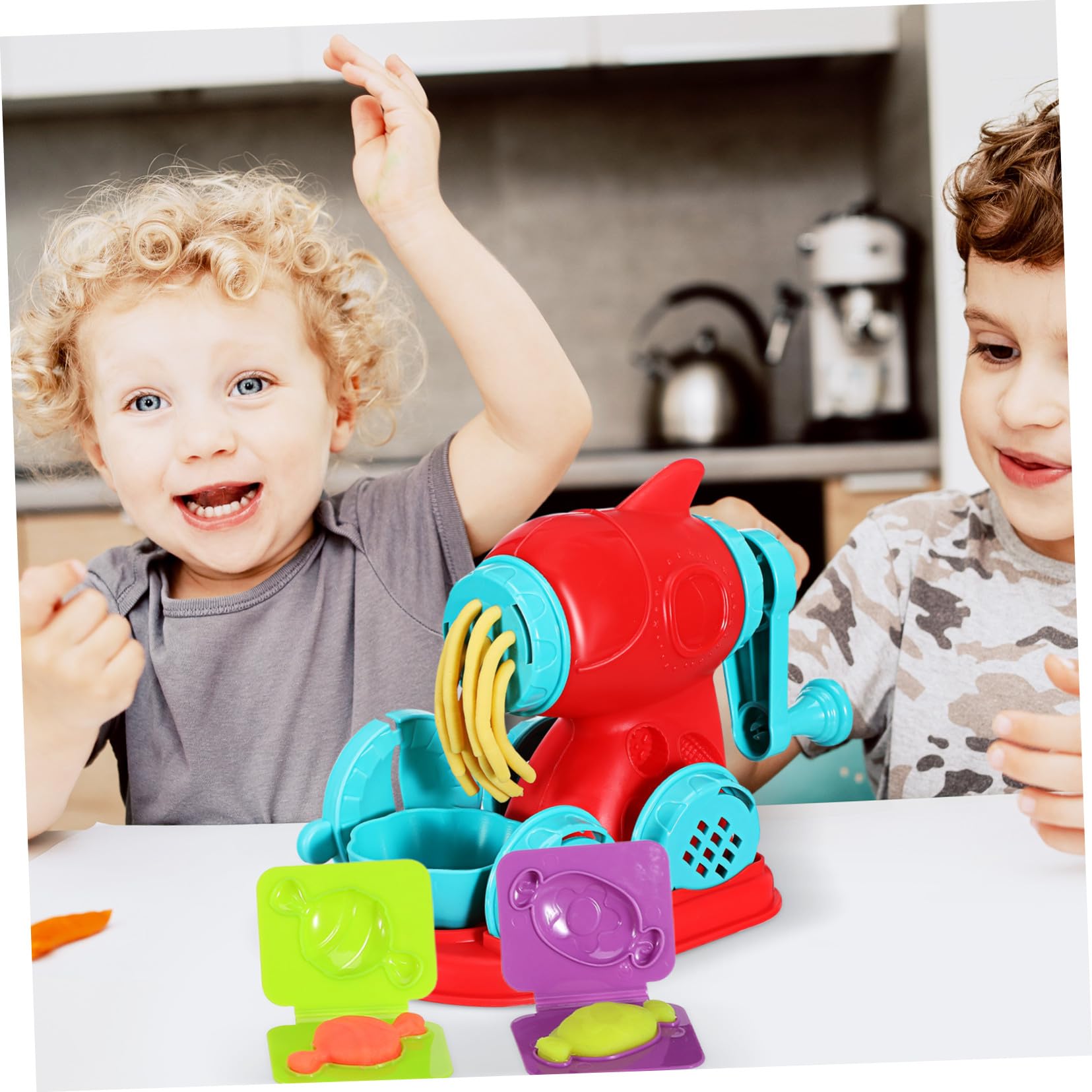 Abaodam Set da Gioco per Bambini 51 Pezzi Strumenti per Pasta Modellabile, Macchina per Hamburger e Gelati, Design Multifunzionale in Abs per Feste di Compleanno e Attività Creative