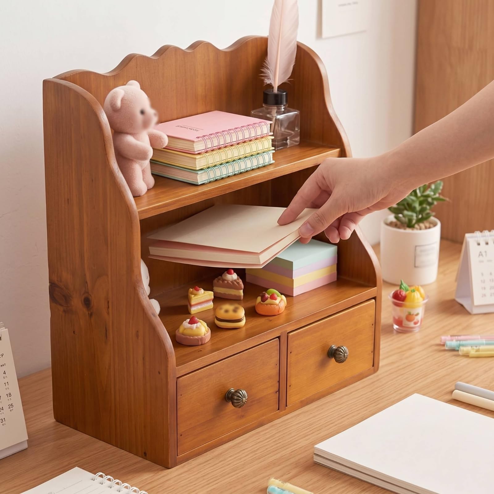 Organizzatore da Scrivania in Legno Scaffale Organizer Cassetti Portaoggetti Portadocumenti in Legno Massello con Due Ripiani E Due Cassetti Compatto Adatto per Ufficio Studio Dormitorio