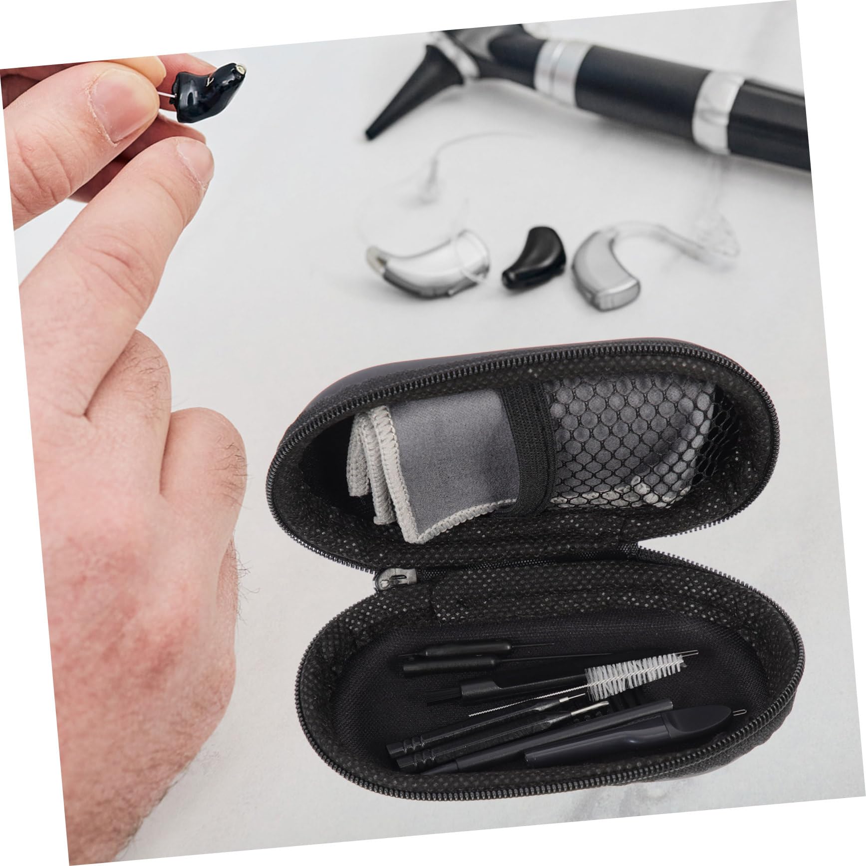 Healvian 4sets Pulizia Compatto Per Accessori Di Include Spazzole Per Amplificatori Sonori e Altri Dispositivi Elettronici Facile Da Usare e Leggero Per Pulizie Approfondite