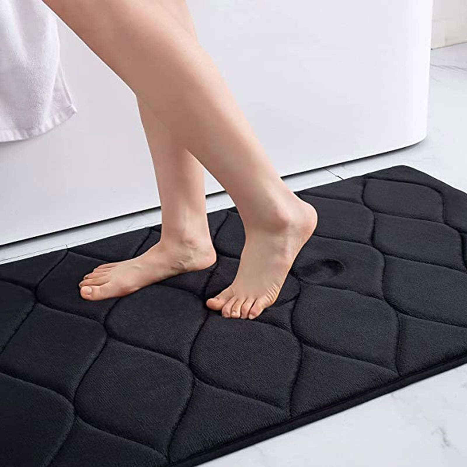 Tapis de bain mousse à mémoire de forme noir Wave 50x80 cm lavable