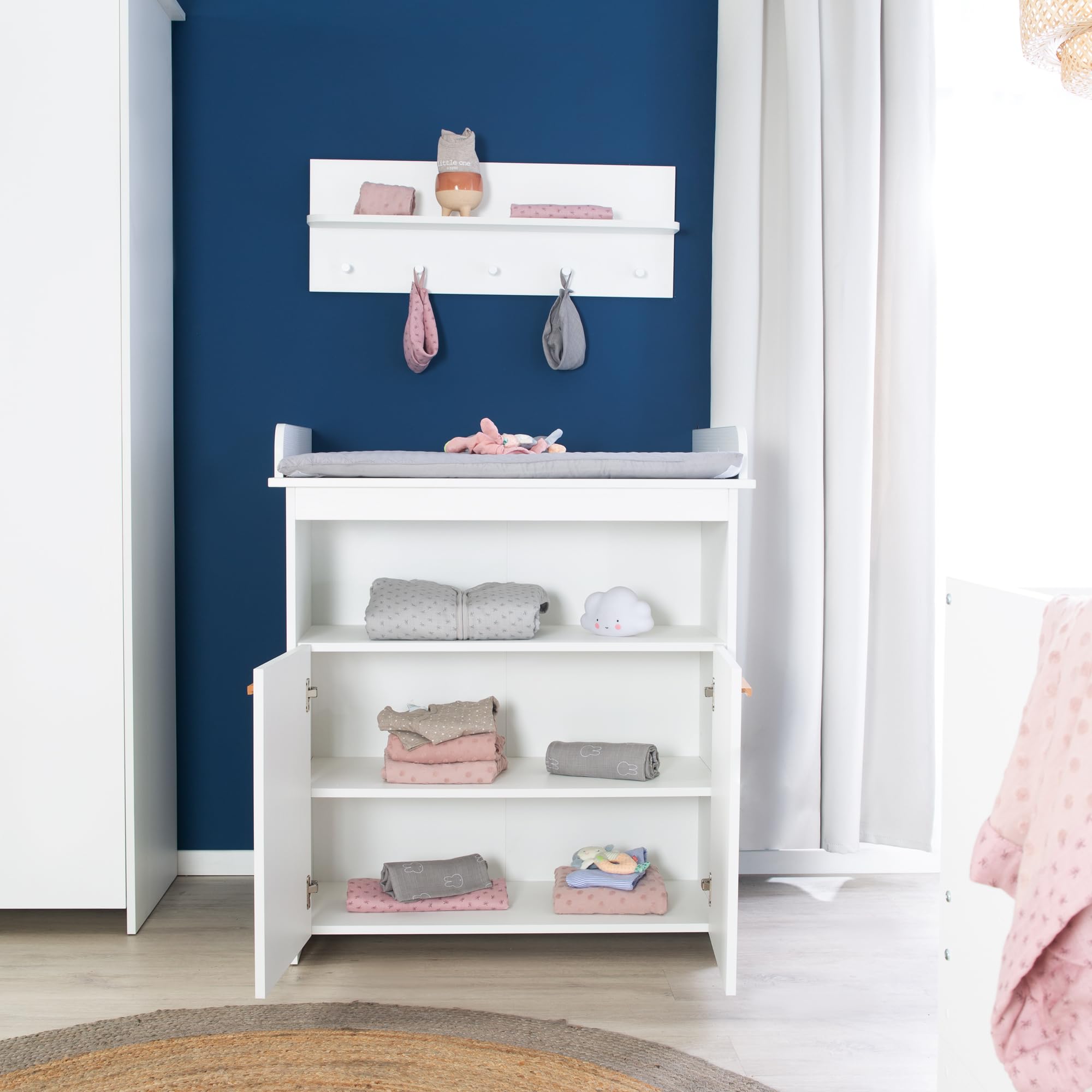 roba Wickelkommode 'Anton' in Weiß, inkl. Wickelansatz, Wickeltisch mit 2 Türen & 1 Fach, Wickelhöhe 90 cm