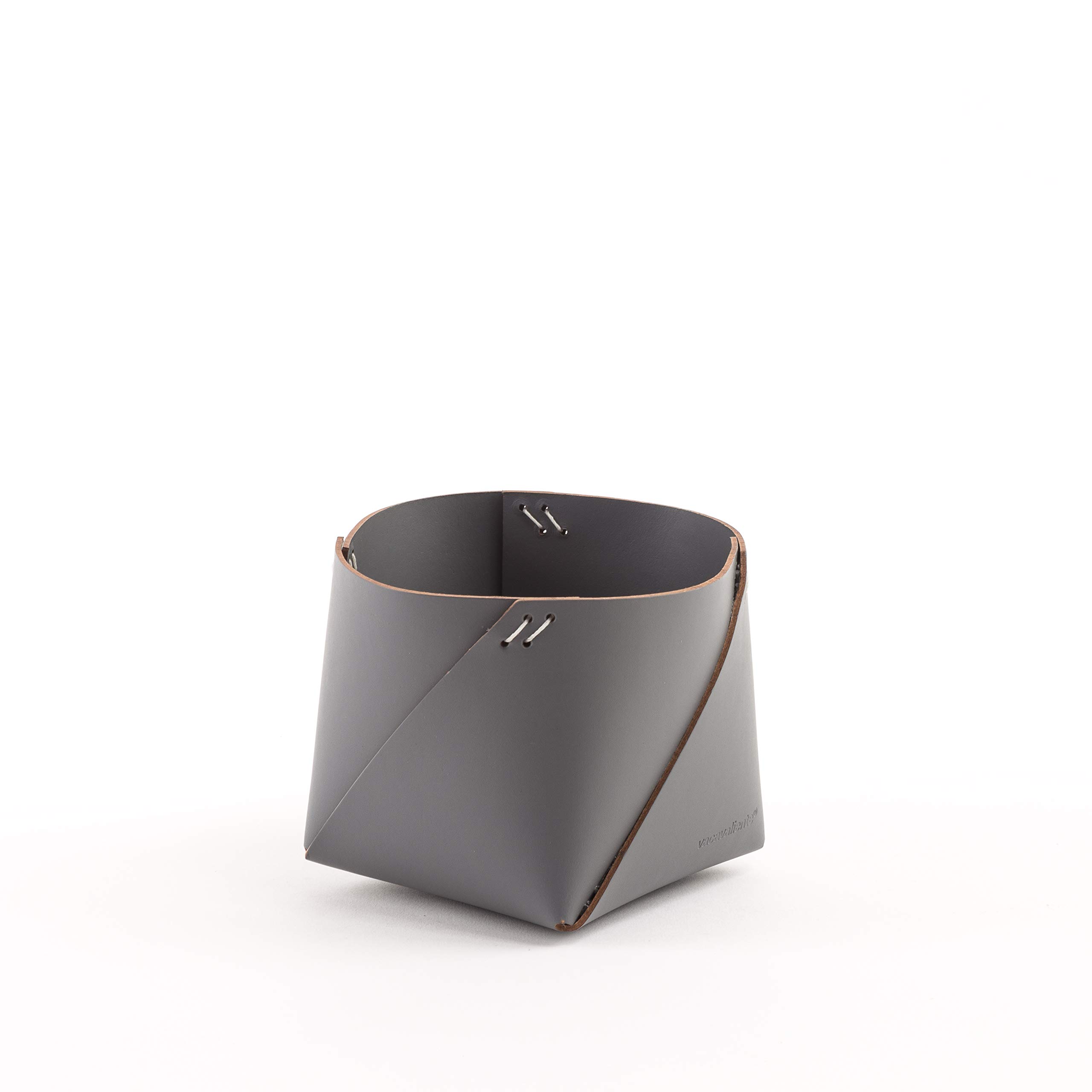 Vacavaliente Recycled Leather Grey Storage Basket