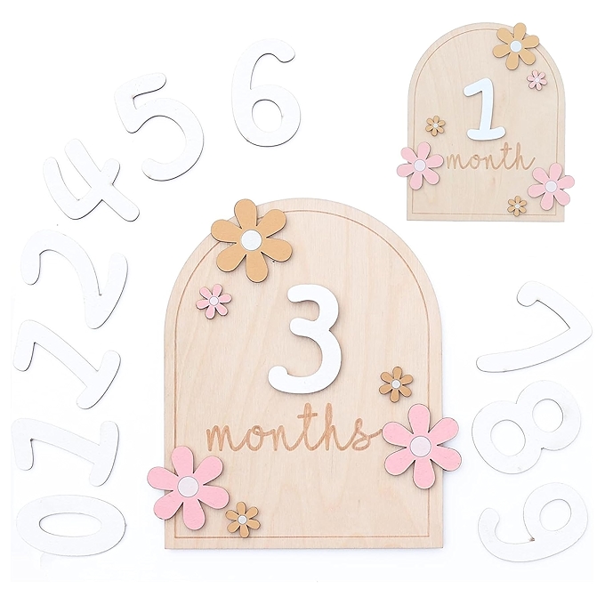 宝宝月龄里程碑卡片与木质月龄里程碑盘，记录新生儿成长的摄影道具