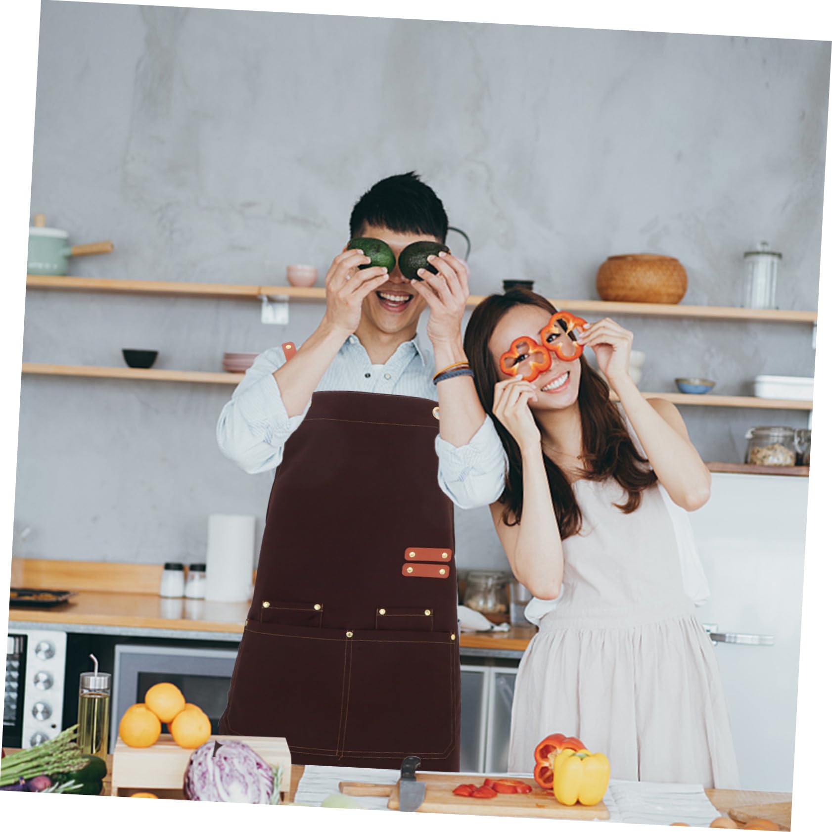 Delantal de Cocina para Mujer y Hombre con 4 Bolsillos Grandes, Diseño Ajustable con Tirantes Cruzados y Limpieza Fácil para Fiestas y Barbacoa