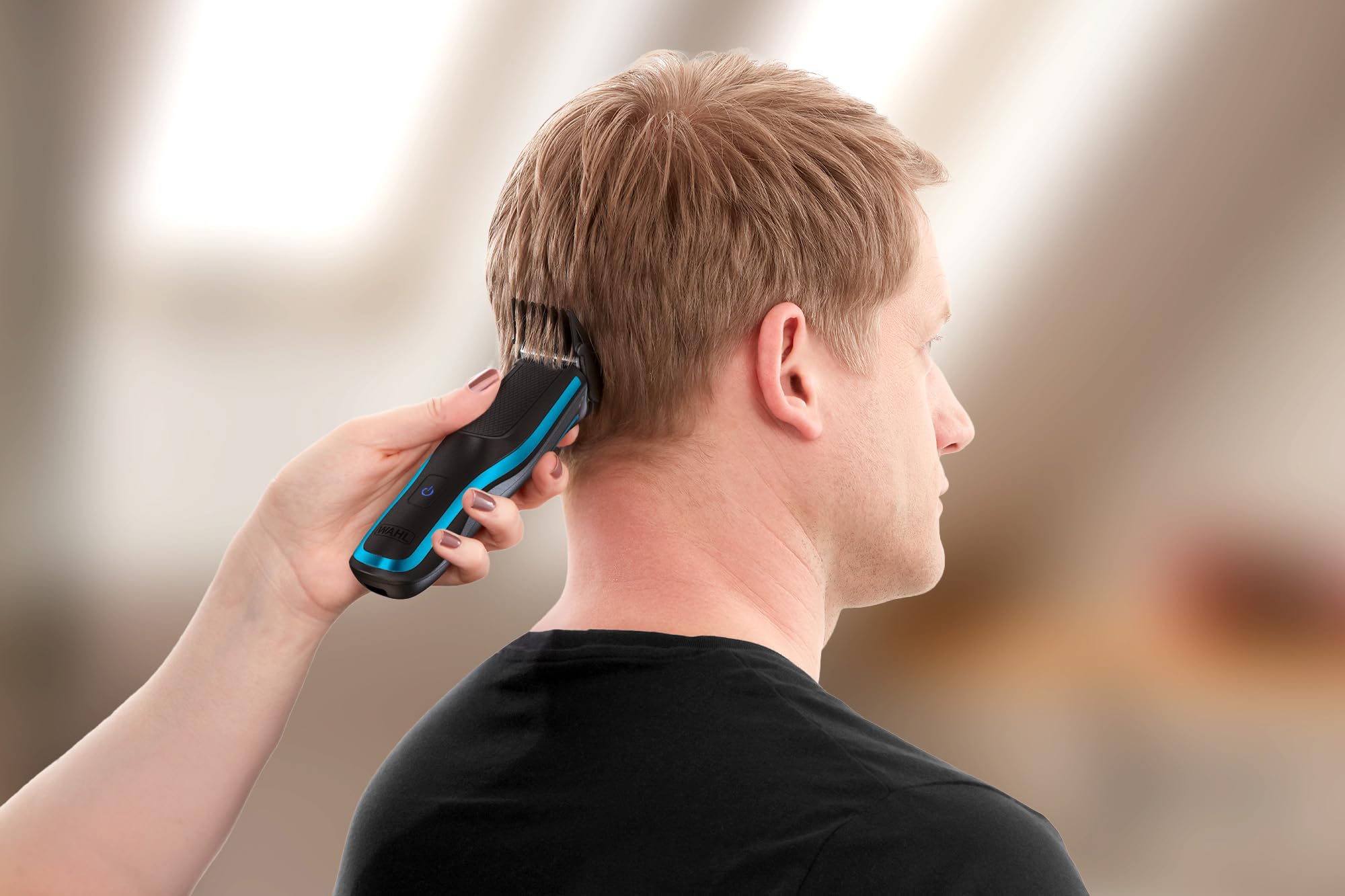 WAHL Self Clip 360 Kit cortapelos - cortapelos automático, sin cable, negro, 10 peines, carga USB, batería de larga duración, autoasistencia, cuchillas enjuagables, fácil agarre, ligero