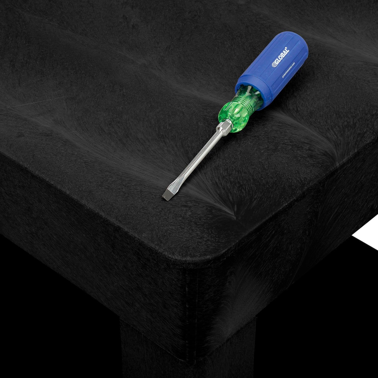 Global Industrial Global Industria Flat-Top Utility Cart, 500 lb. Capacity, 44"L x 25-1/2"W x 32-1/2"H