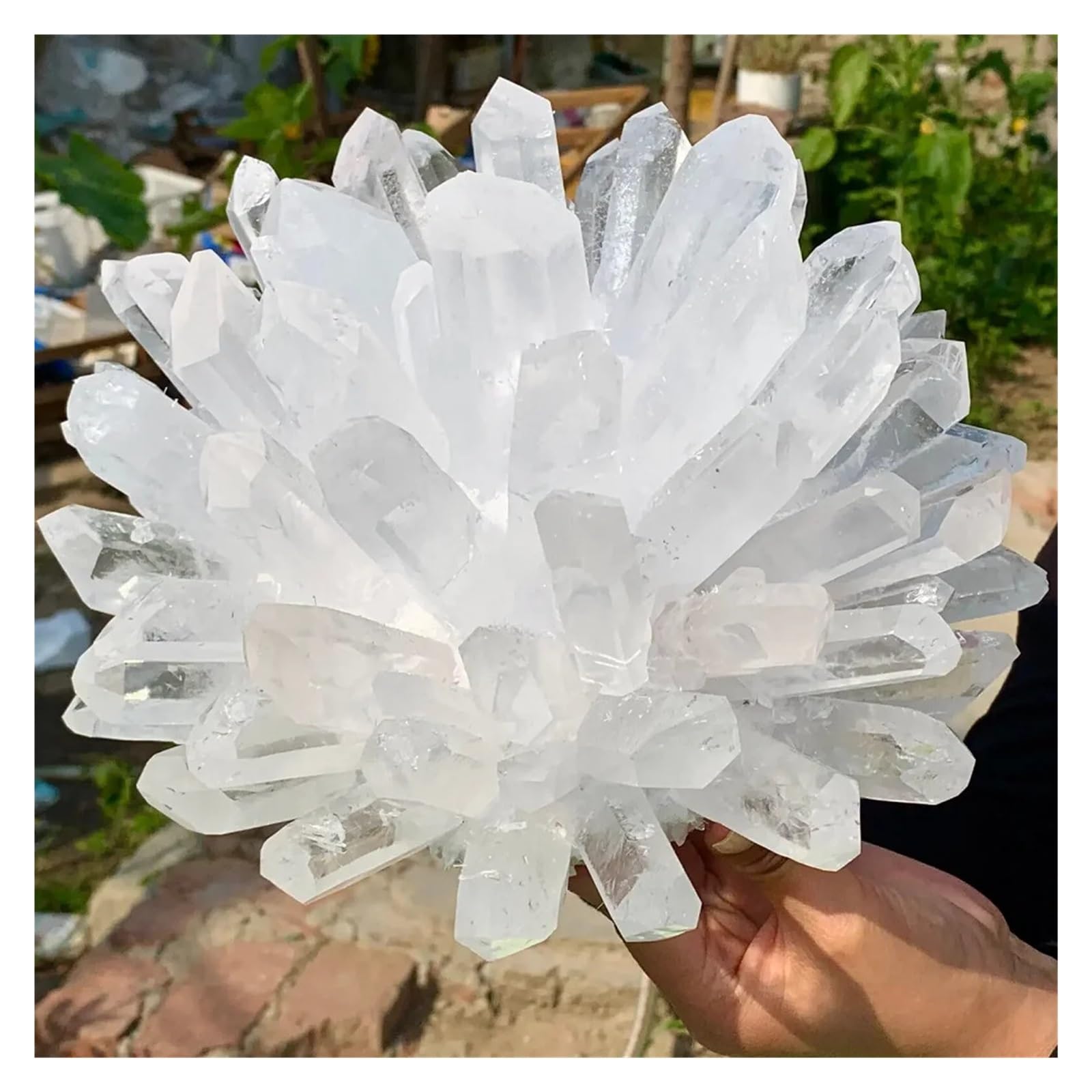 Amas de cristaux de quartz blanc 1.5kg pour décoration maison