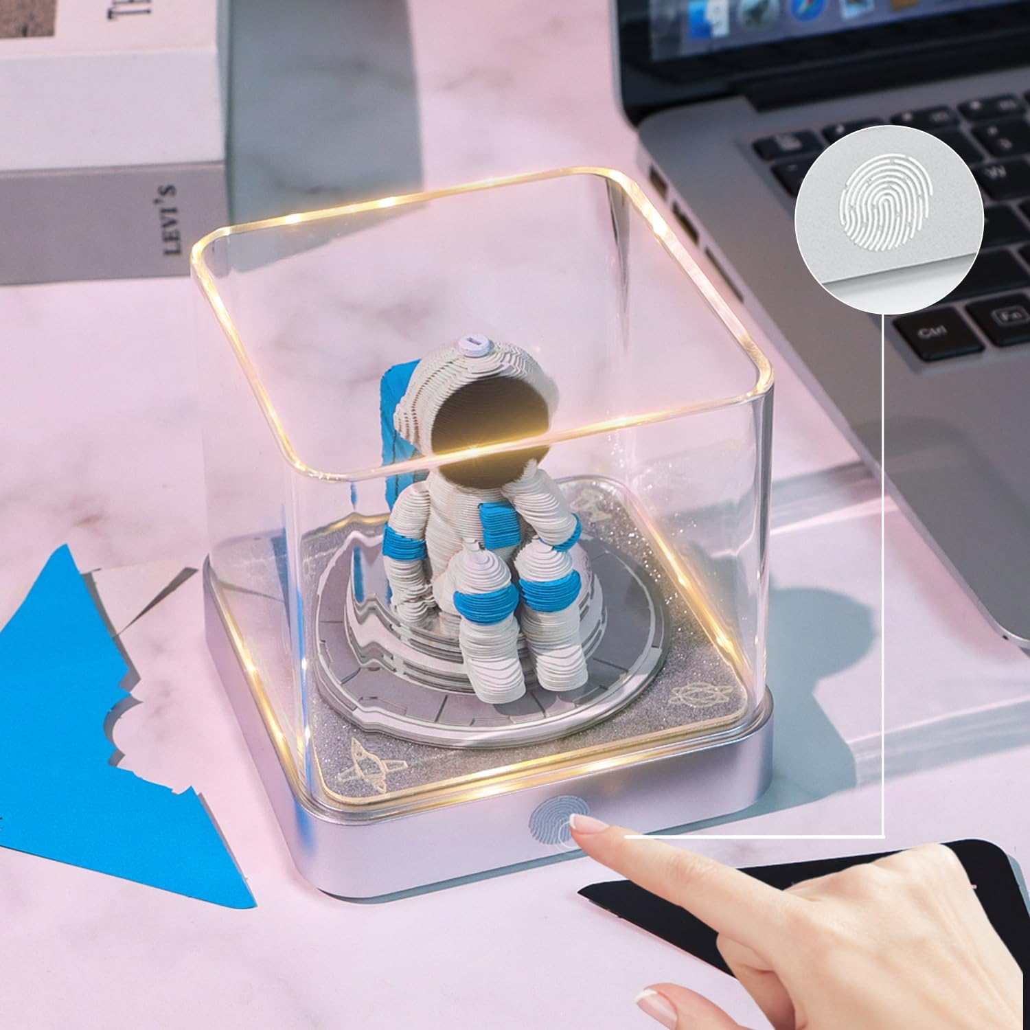 2026 3D Astronaut Calendar: Galactic Organizer with Magical Light - Up Effect,Holiday & New Year Gift, Desktop Decoration, Unique 3D Paper Craft, Countdown Calendar