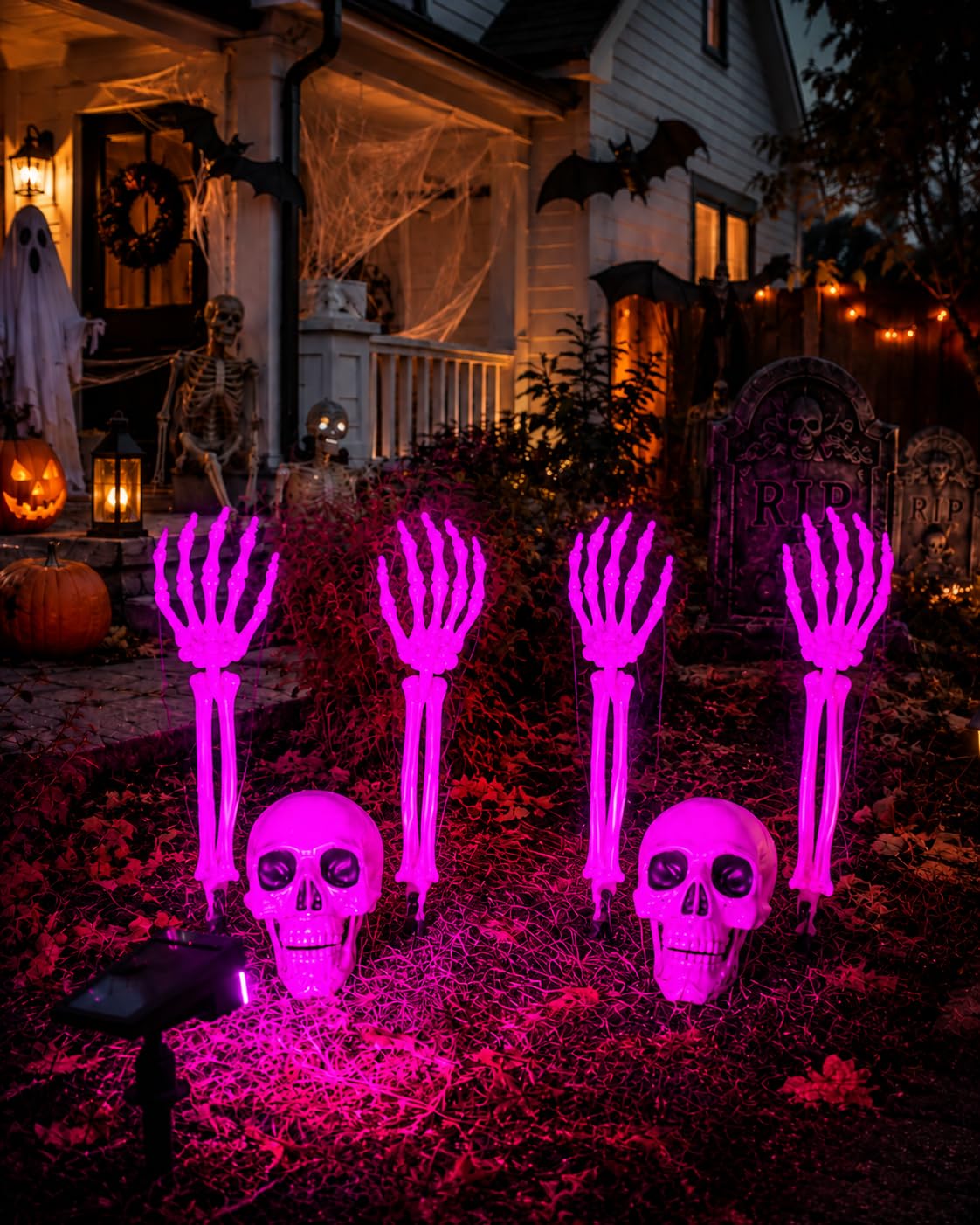 7P Halloween Skeleton Decorations Outdoor with Solar Spotlight, 2 Skull