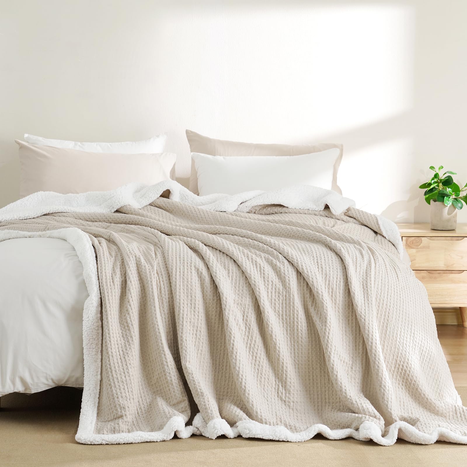 PHFPHF Waffle Sherpa Blanket King Size, 104x90 Inches Luxury Plush Flannel Fleece Blanket for Winter, No Shed No Pilling, Cozy Soft & Reversible Waffle Weave Bedding for Home Decor, Natural