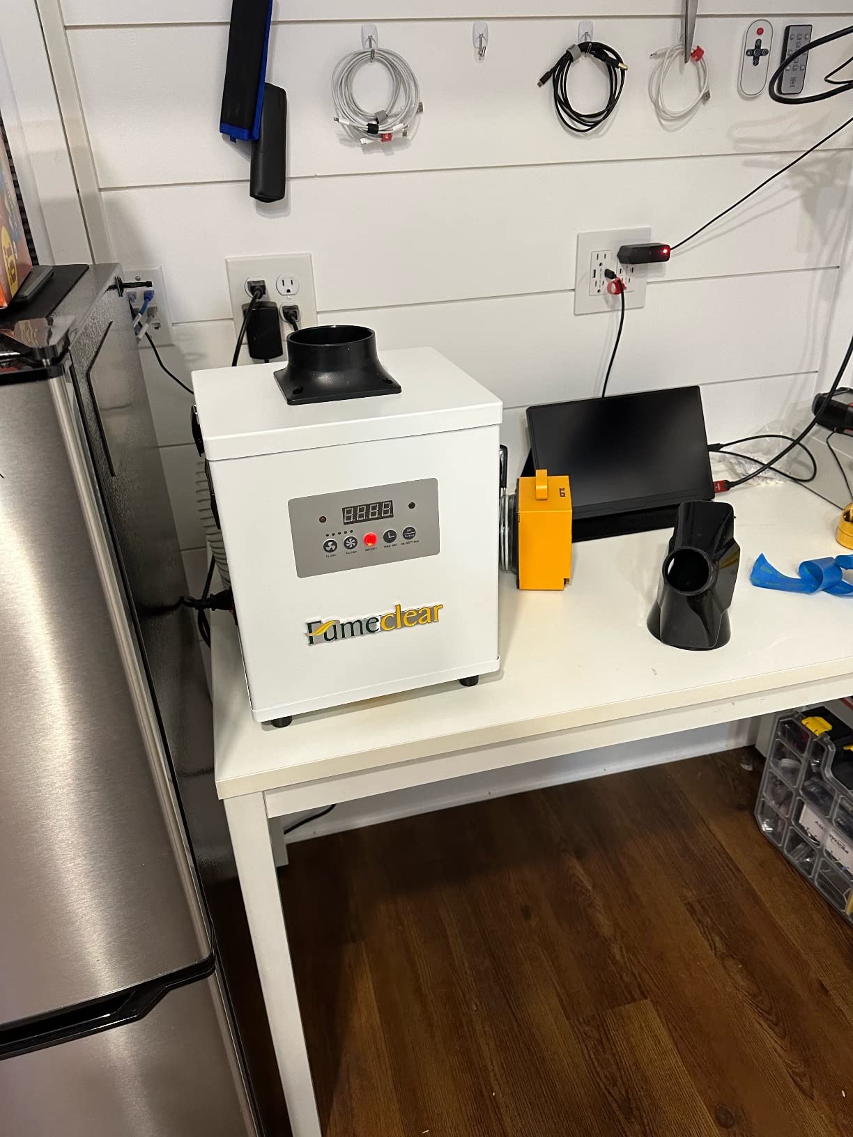 Fumeclear® FC-100A Solder Fume Extractor - 99.97% Filtration for Safe Soldering