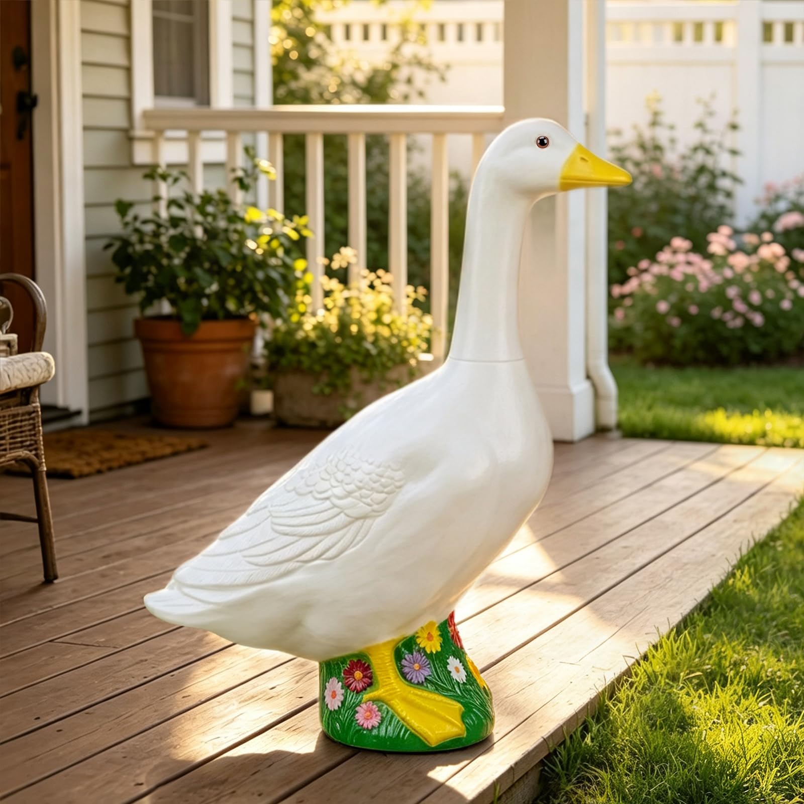 Hofriyo Porch Goose Statue