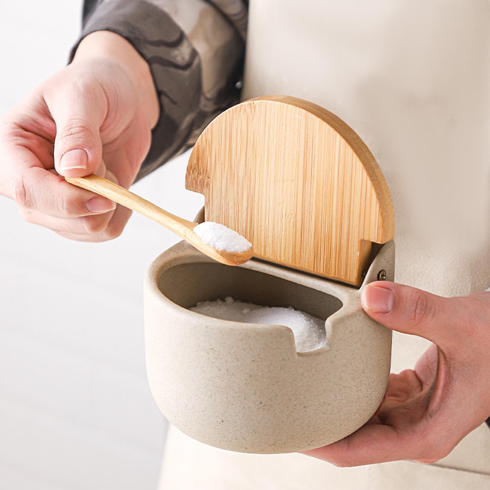 Salzbehälter für Arbeitsplatte, Keramik-Salzbehälter mit Holzlöffeldeckel, Küchengewürz-Aufbewahrungsglas, Salzhalter für Theke, Gewürzbox für Küche, Salzbehälter, Keramikglas mit Deckel