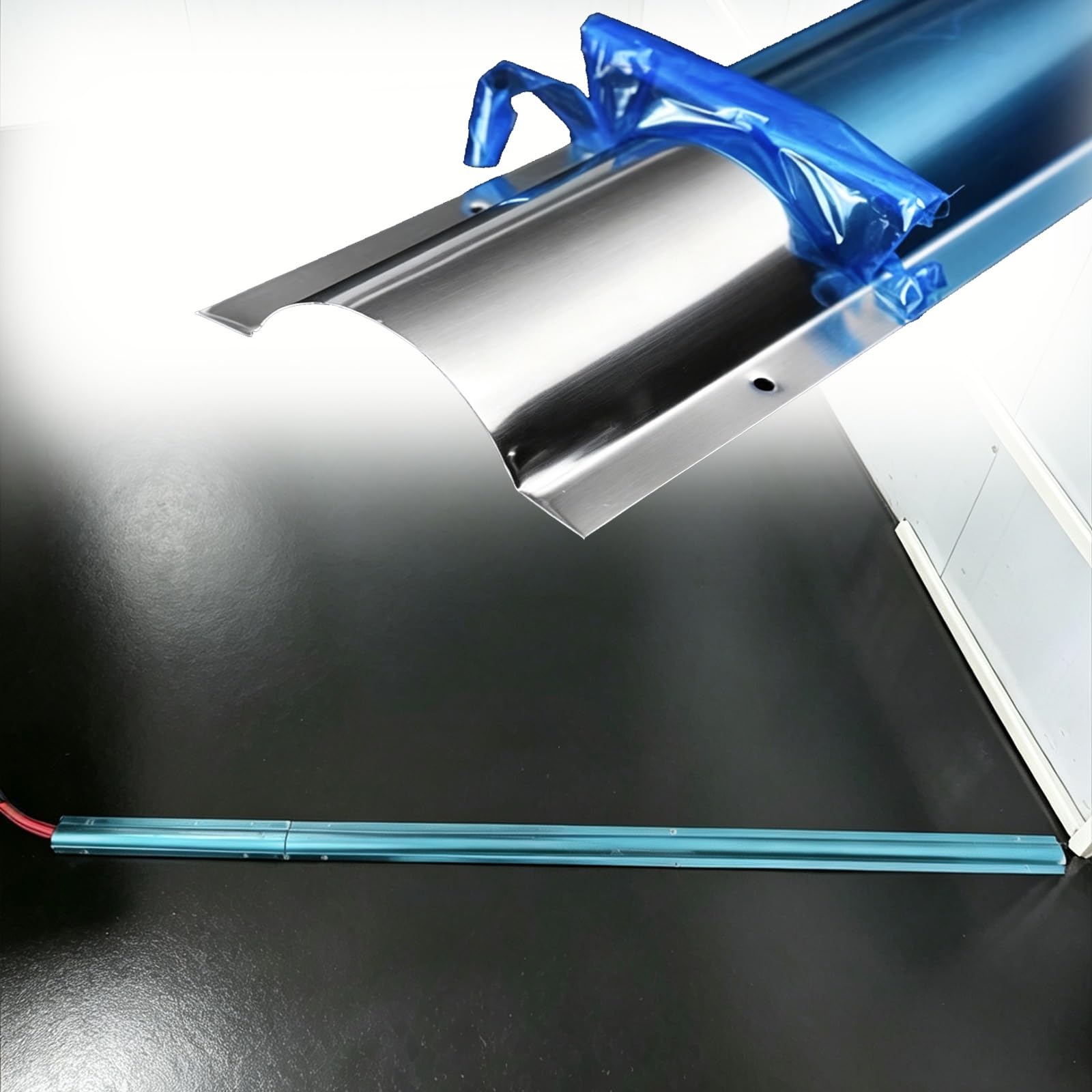 Copricavi Raccogli Cavi Canalina Passacavi Kit Correttore Filo con Nastro Autoadesivo | Contiene 3-50 Cavi, Protegge I Cavi, Per L'Esposizione Nella Sala Riunioni Della Sala Multimediale(12cable,1.3 m/4 ft)