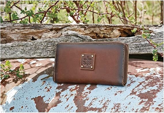 STS Ranchwear Womens Baroness Zip Distressed Brown Leather Bifold Wallet, Brown, One Size, The Baroness Bi-fold Zip-wallet