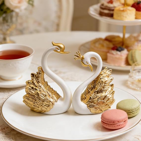Swan Cake Toppers Set with Crown Swan Figurine Creative 2-Piece Cake Decoration for Birthday Wedding Desktop & Car Ornament