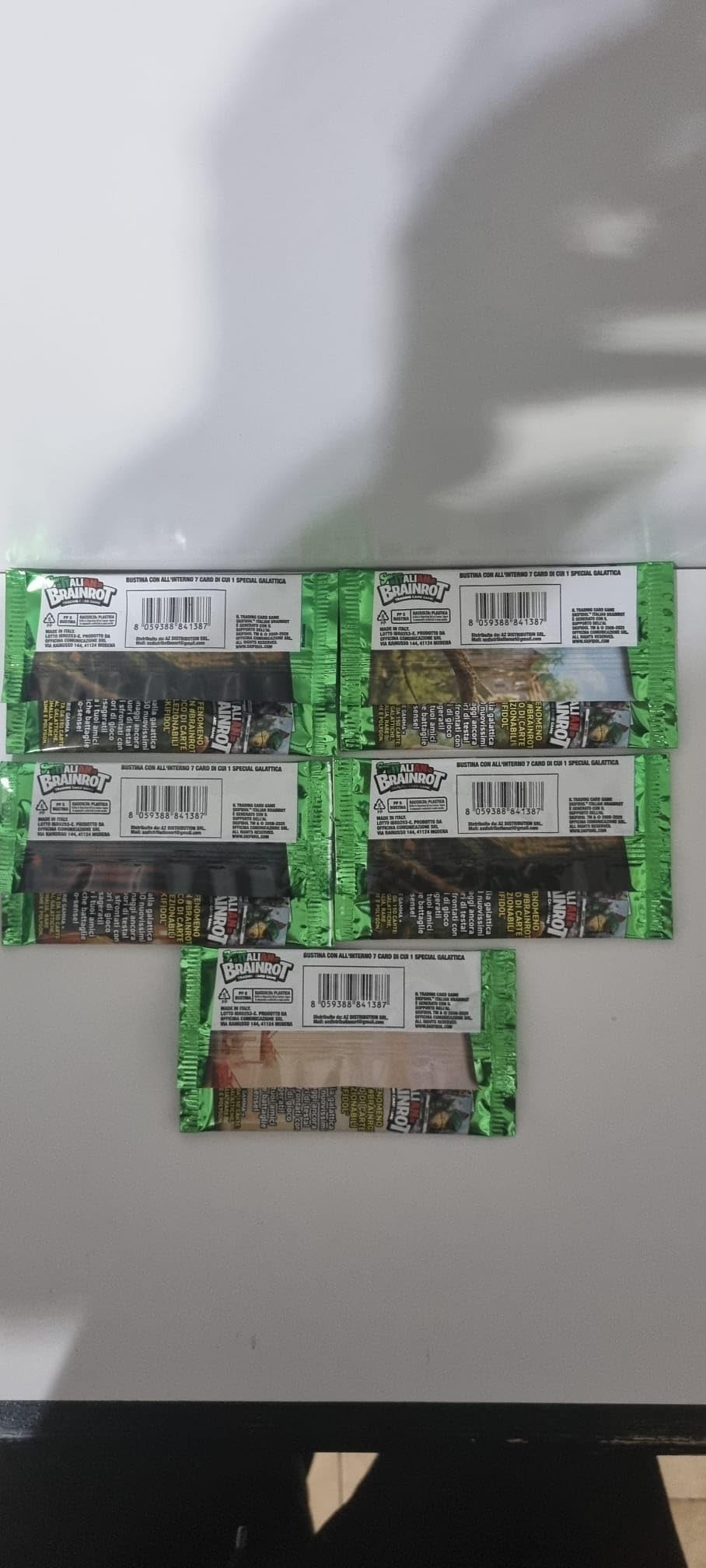 Italian Brainrot Trading Card Game Serie Gamma + 5 Bustine con 7 Carte da Collezione, Edizione Italiana