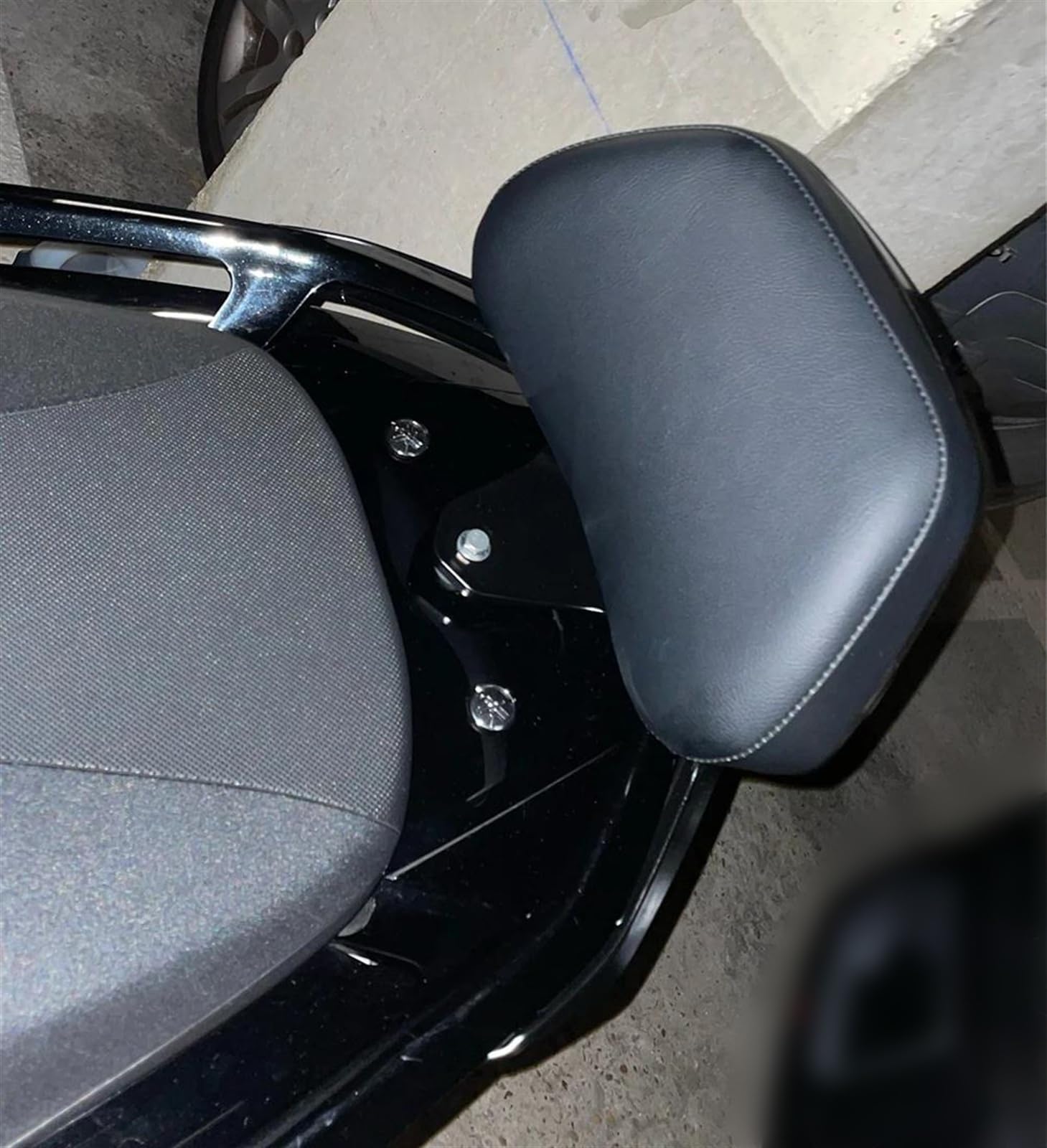Schienale Passeggero Posteriore per Motocicletta per Y&amaha TMAX530 TMAX 530 T-Max 530 2012 2013 2014 2015 2016 Accessori per Cuscino Schienale