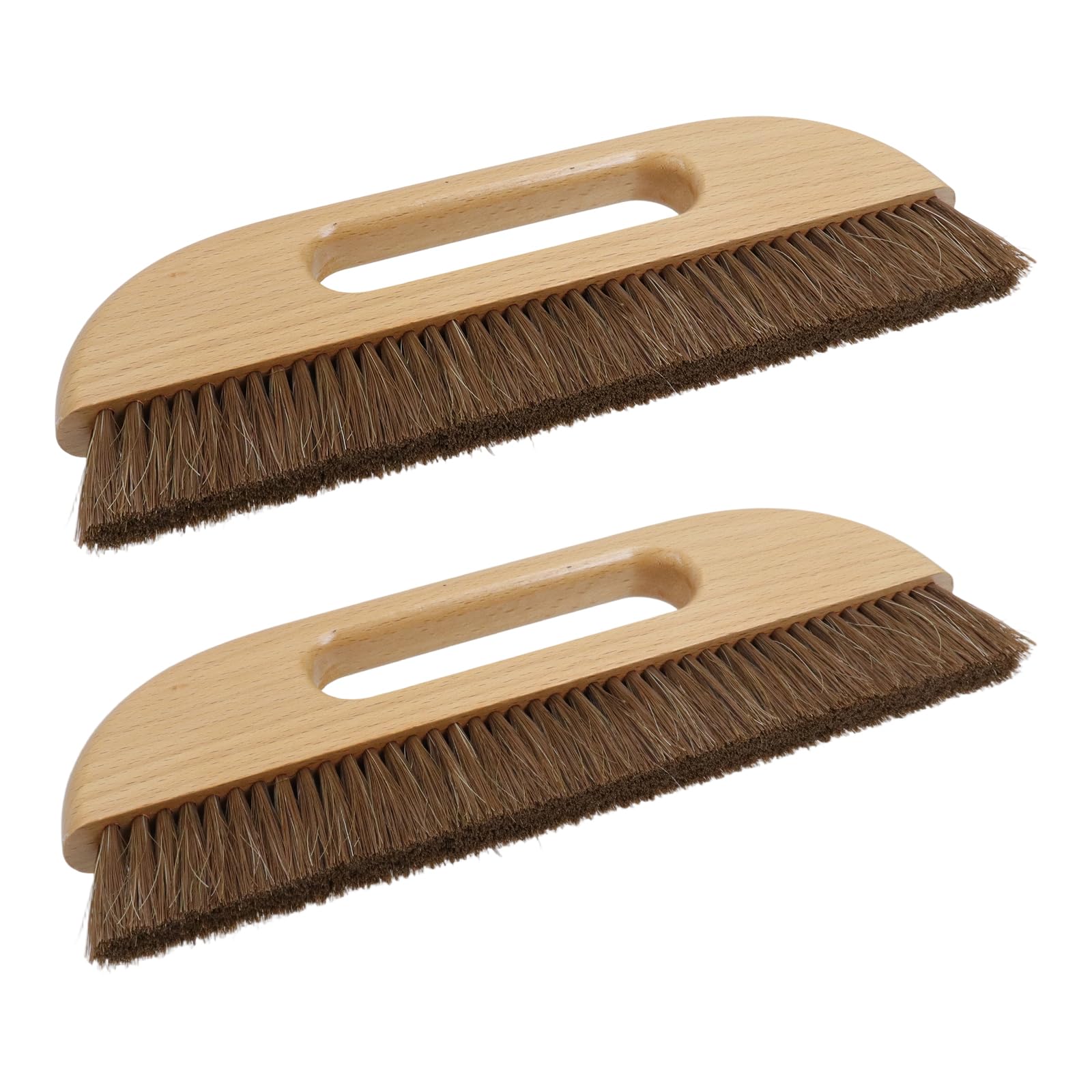Brosse en crin de cheval pour maroufler le papier peint du salon