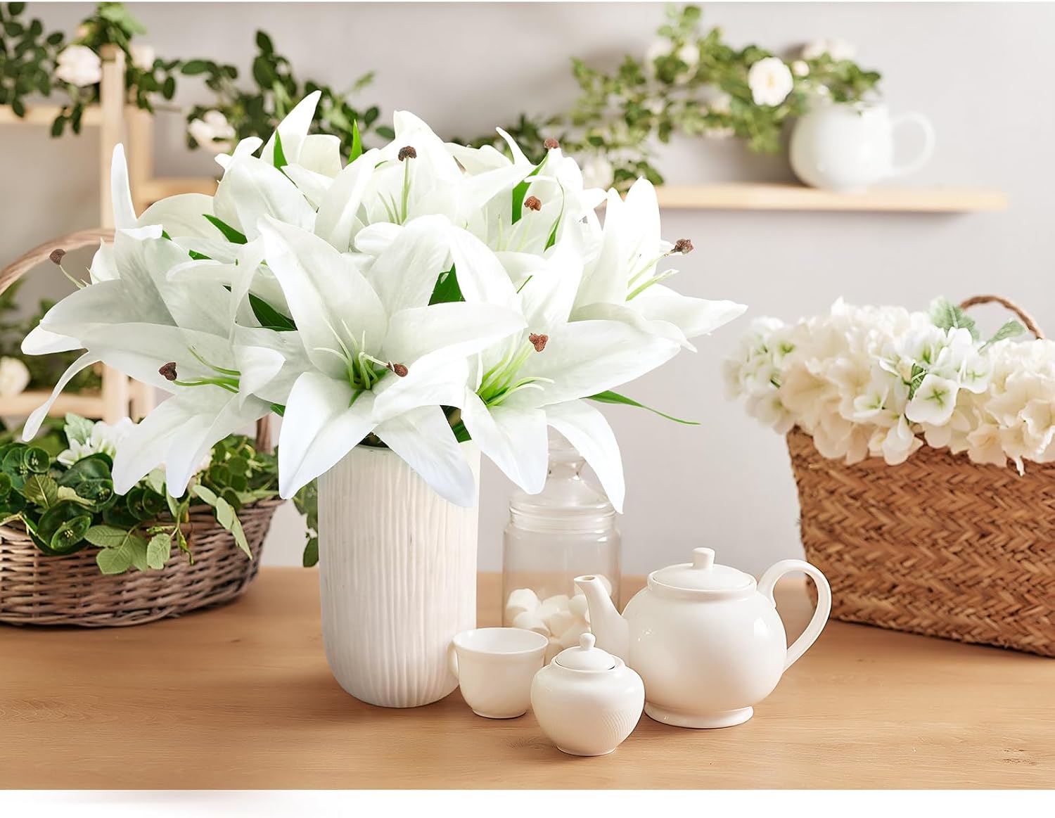 Hotop 36 Pcs Easter Lily Faux Flowers Realistic Artificial Lily Flowers for Wedding Home Party Easter Garden Shop Wedding Arrangement Office Decoration Bouquets (White)