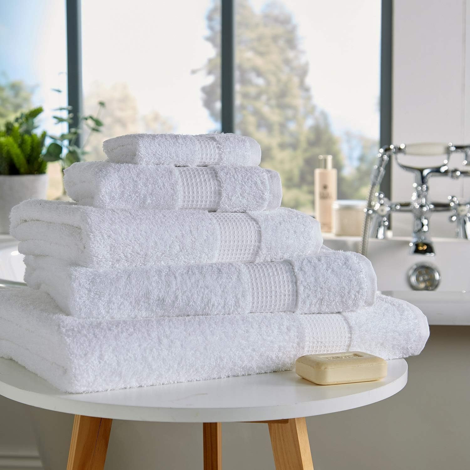 London Dream 100% Egyptian Cotton Bath Sheets, 700 GSM Bath Towels, Extra Absorbent Thick Towel For Spa Hotel & Home (90 x 140 cm, 1 Piece, White)