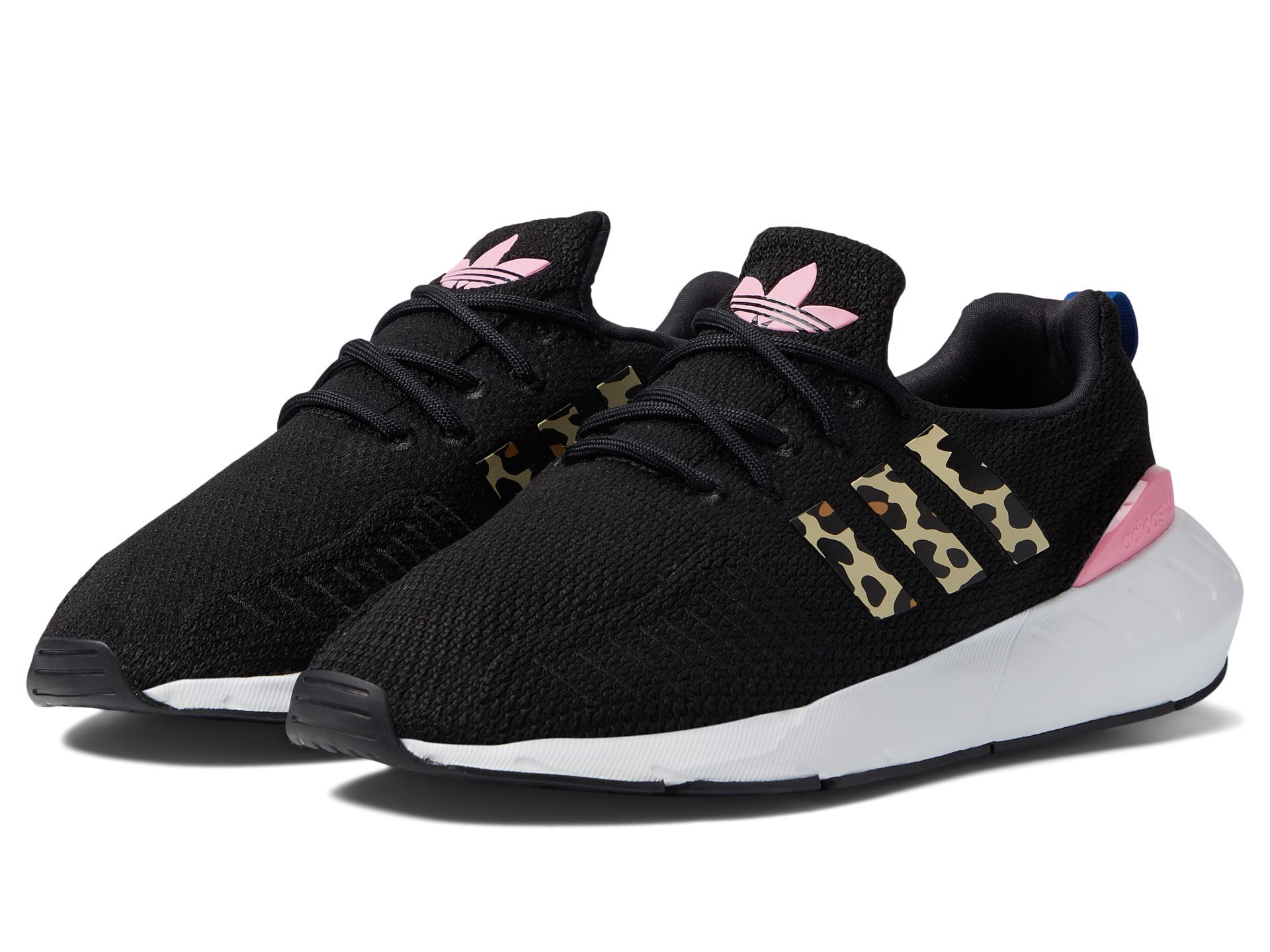 adidas Originals Girl's Swift Run 22 (Big Kid) Black/Bliss Pink/Blue 7 Big Kid M