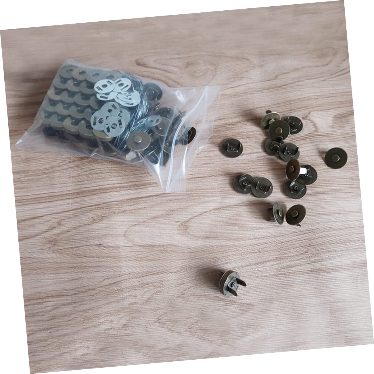 Lurrose Bottoni Magnetici 14mm 200 Pezzi in Metallo per Borse | Borsette e Pochette, Adatti a Riparazione e Creazione, Chiusura a Scatto Forza Magnetica