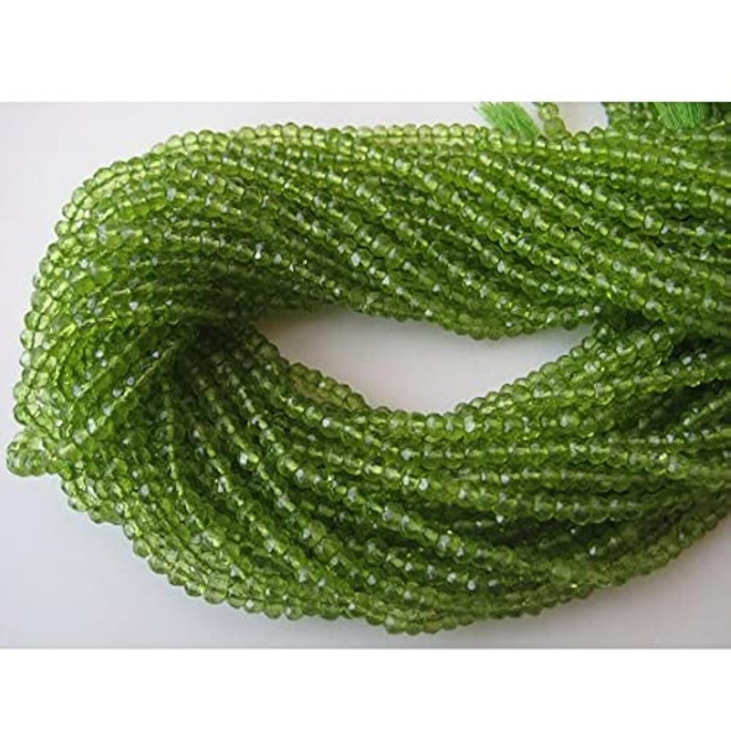 Perles en quartz vert 4mm : 5 rangs de rondelles facettées pour créer vos bijoux d'été