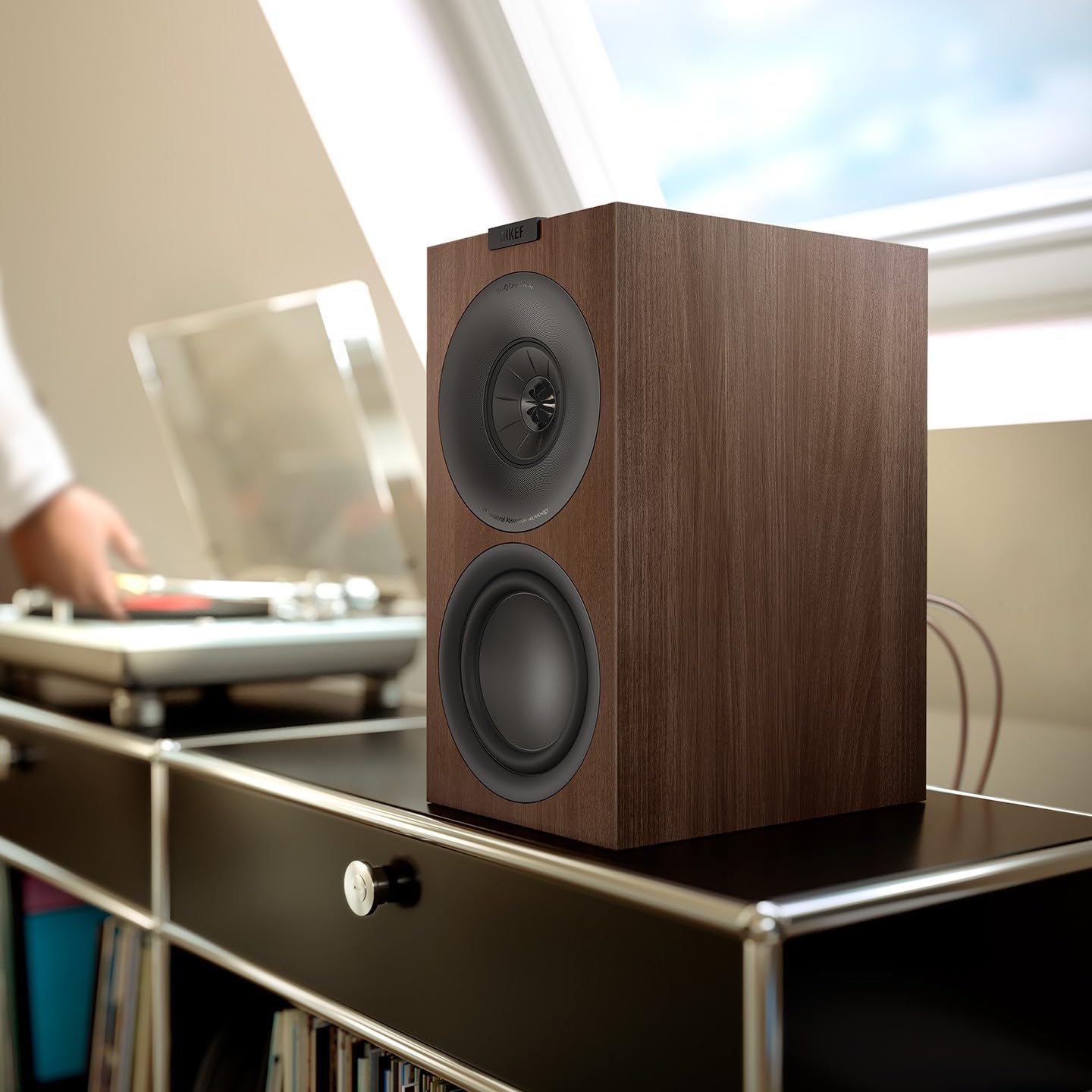 KEF Q350 Diffusori Da Scaffale – Coppia, Driver Uni-Q 16.5cm, Bassa Frequenza Profonda, Finitura Noce