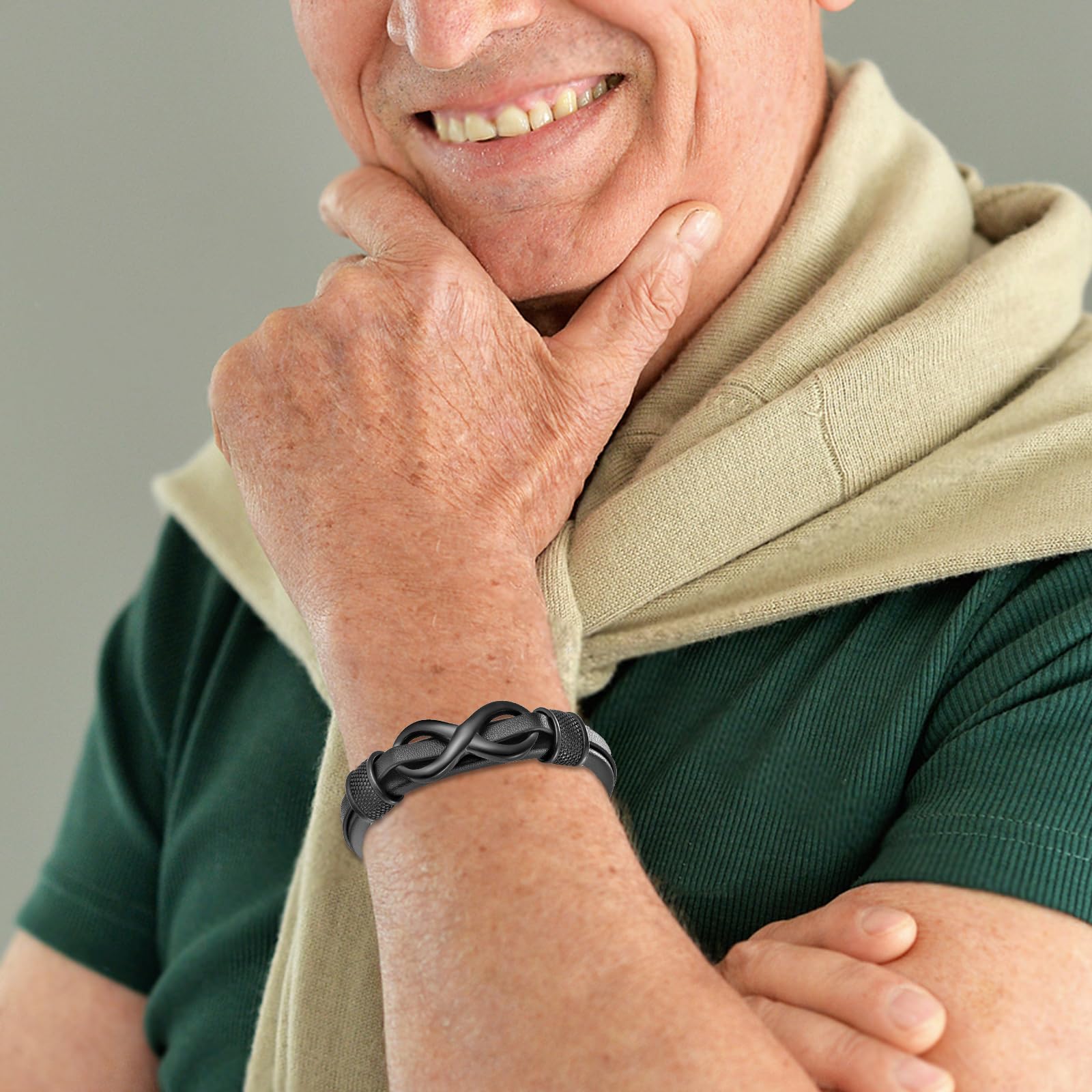 JSNOM Bracciale Uomo Pelle Intrecciata: Bracciali Vera Pelle Multistrato con Chiusura Magnetica, Gioielli Infinito Regalo per Natale San Valentino Compleanno per Uomo
