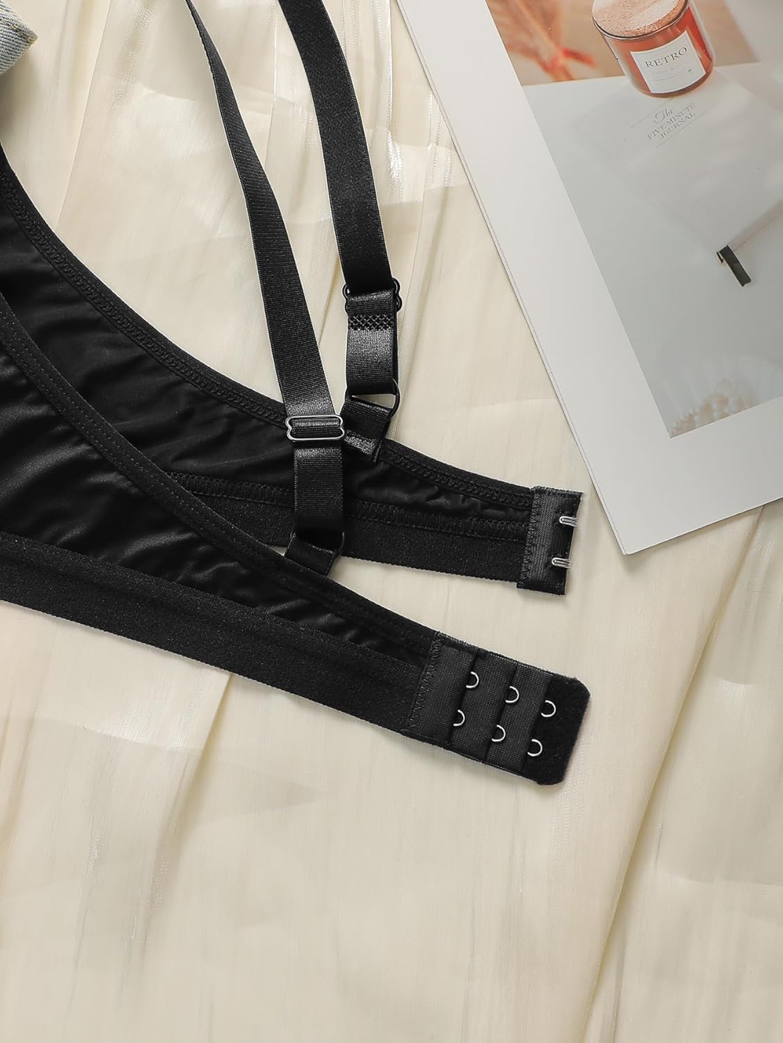 Women's Plus Size Lace Bralette Wireless Bra Deep V Neck Full Coverage Sheer Bralettes Unlined Bra. - Image 7